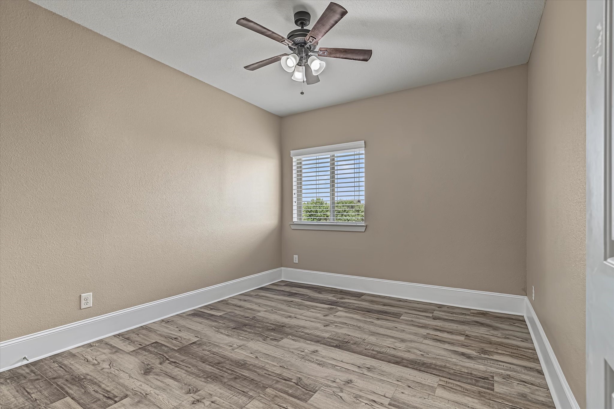 27506 Cinco Terrace Drive Property Photo 42