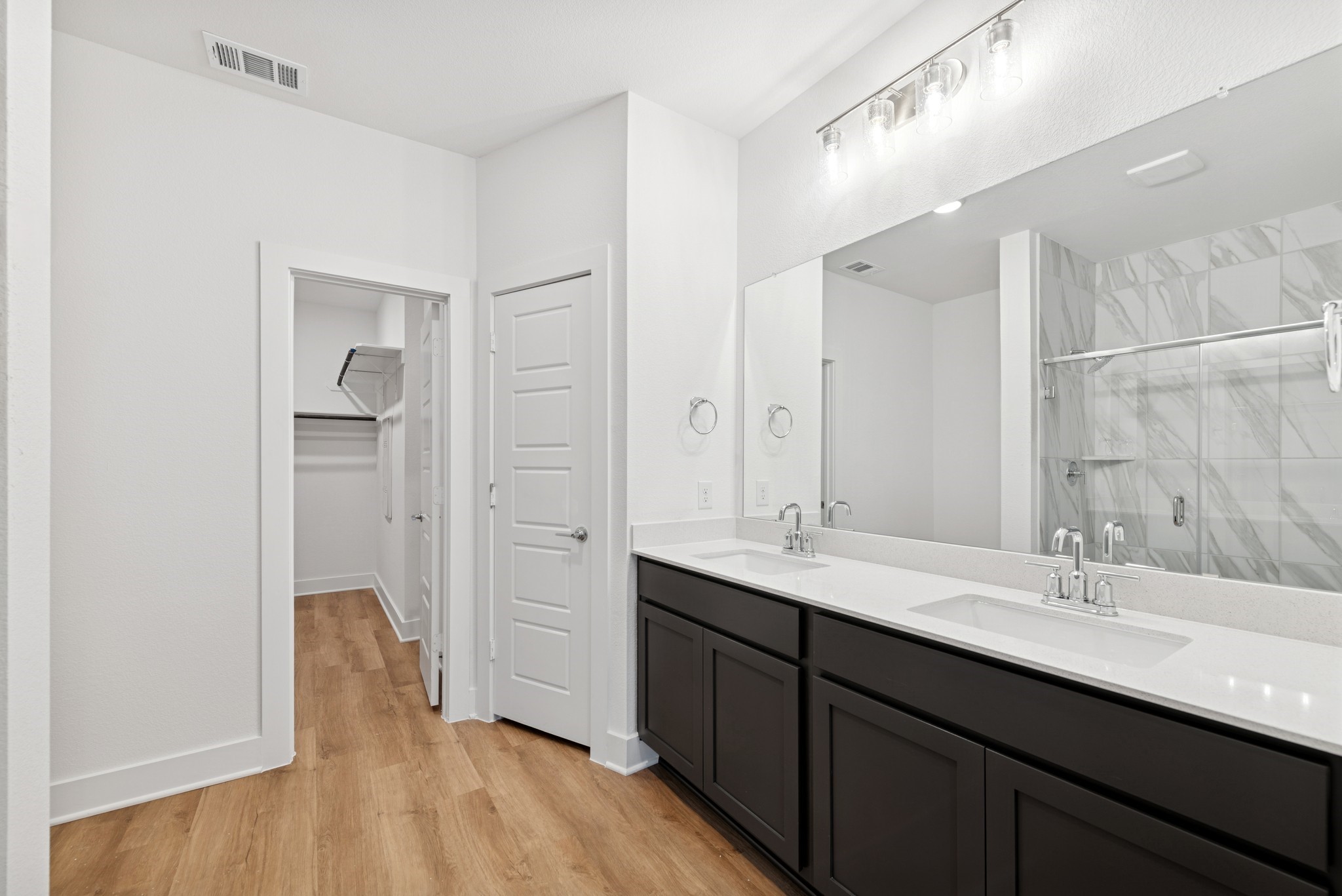 8058 Kay Harbor Drive Property Photo 5