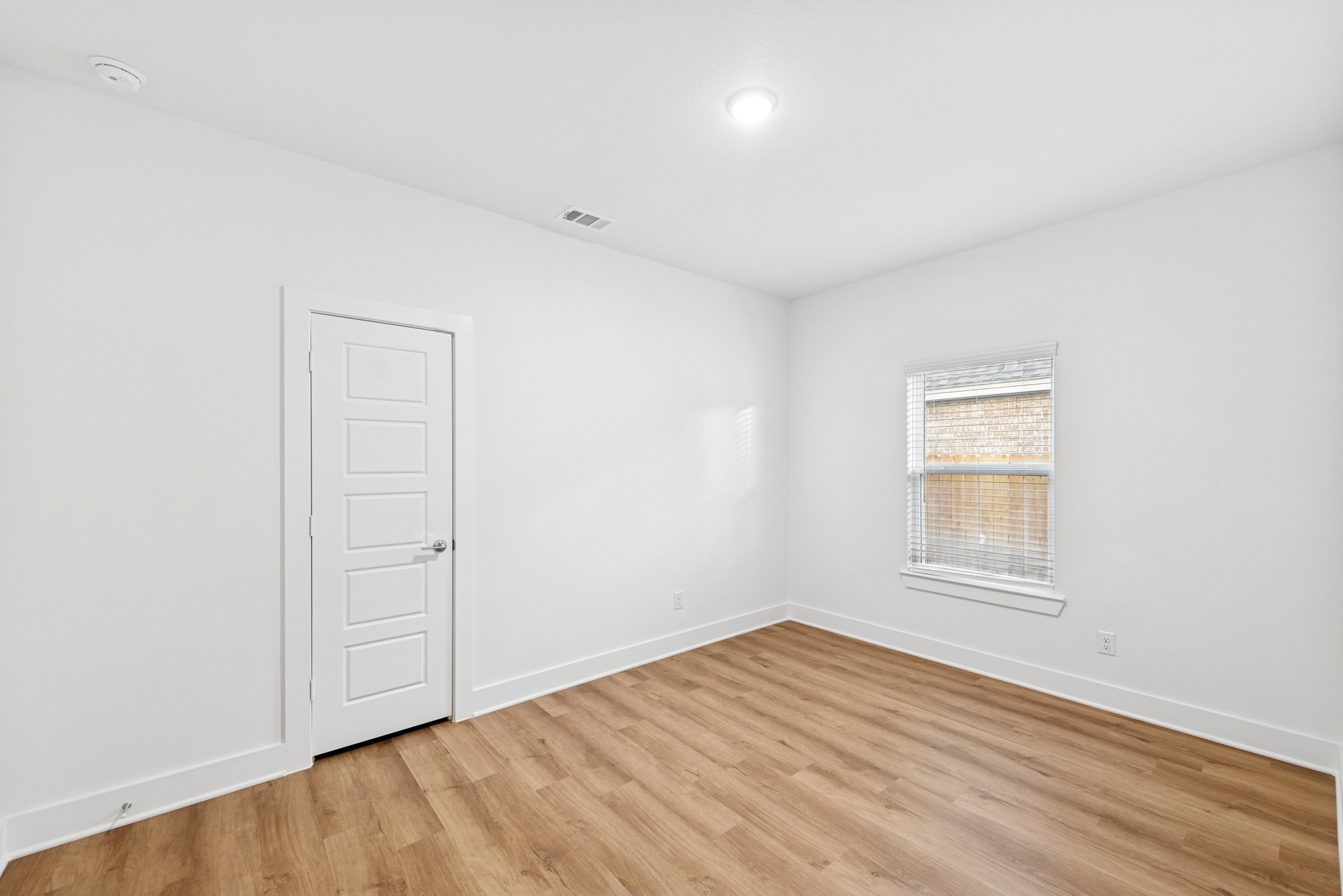 8058 Kay Harbor Drive Property Photo 13