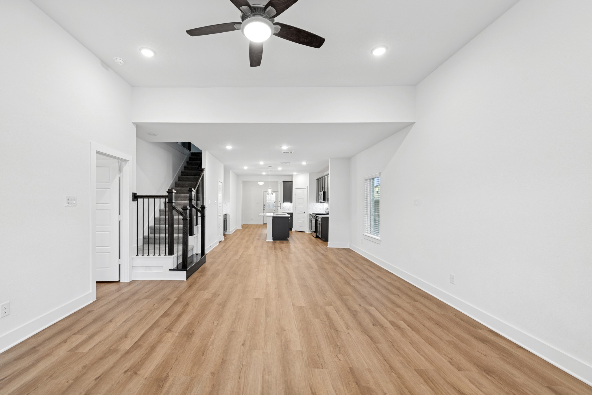 8058 Kay Harbor Drive Property Photo 18