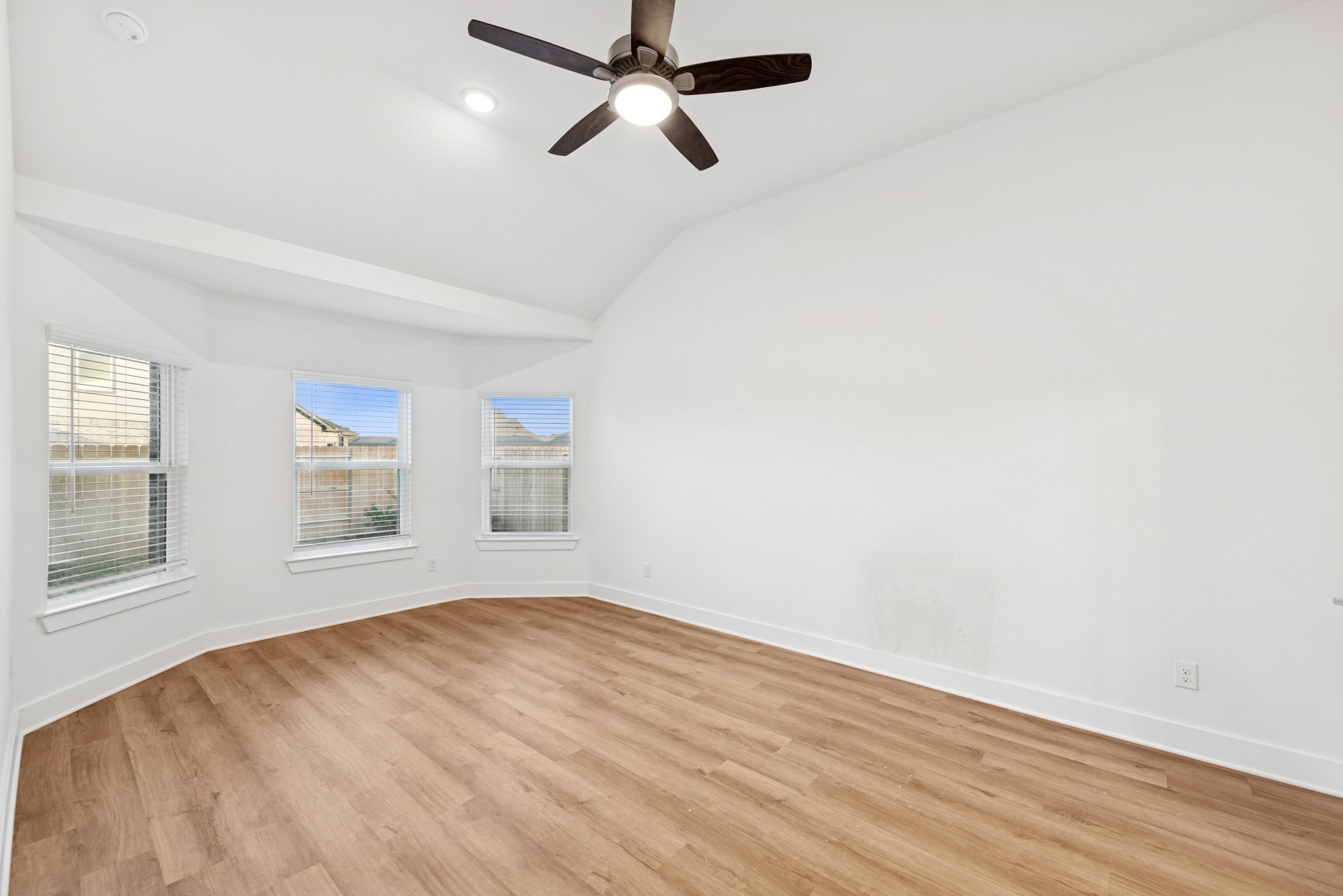 8058 Kay Harbor Drive Property Photo 24