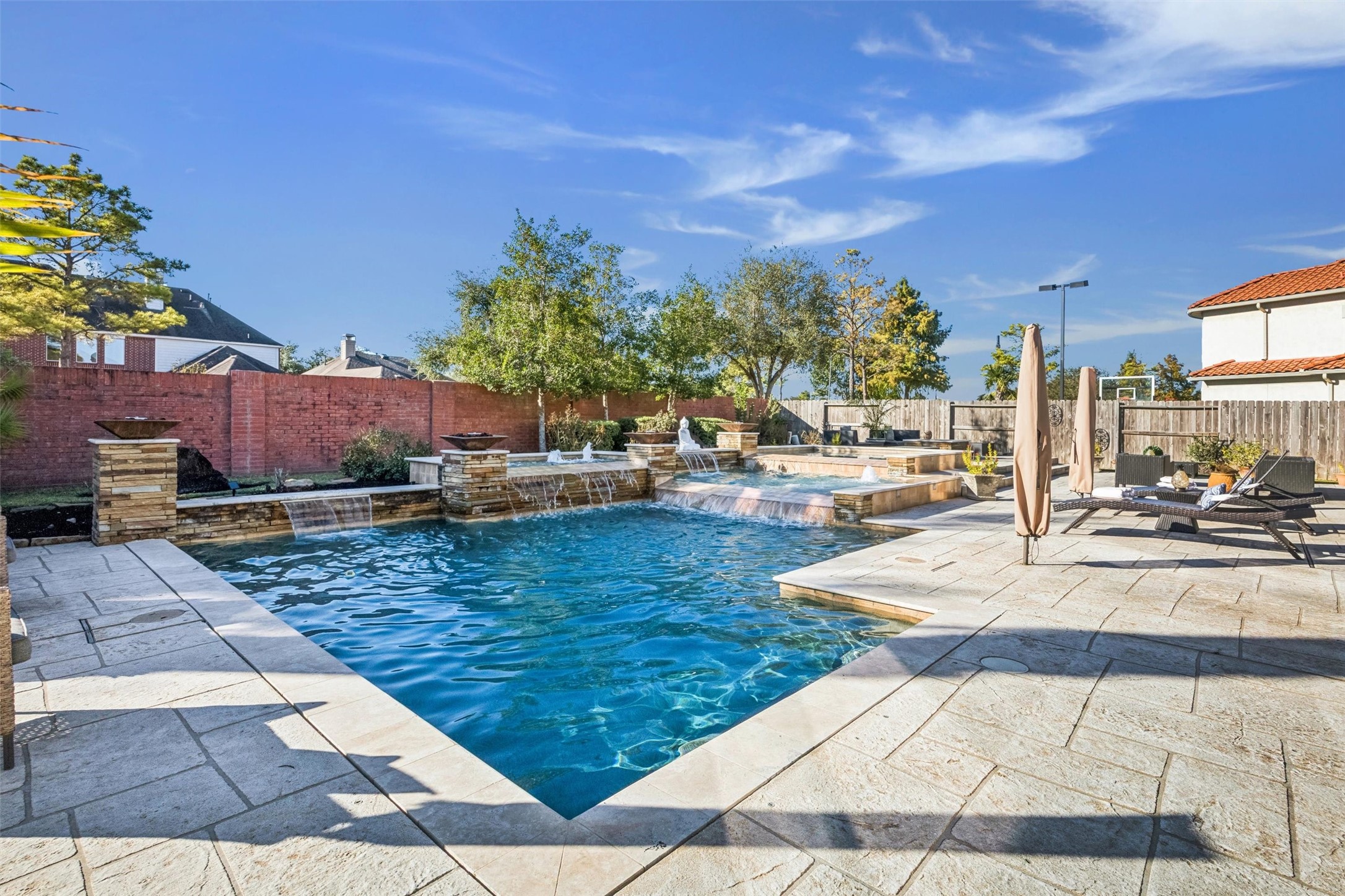 2504 Baywater Canyon Drive Property Photo 37