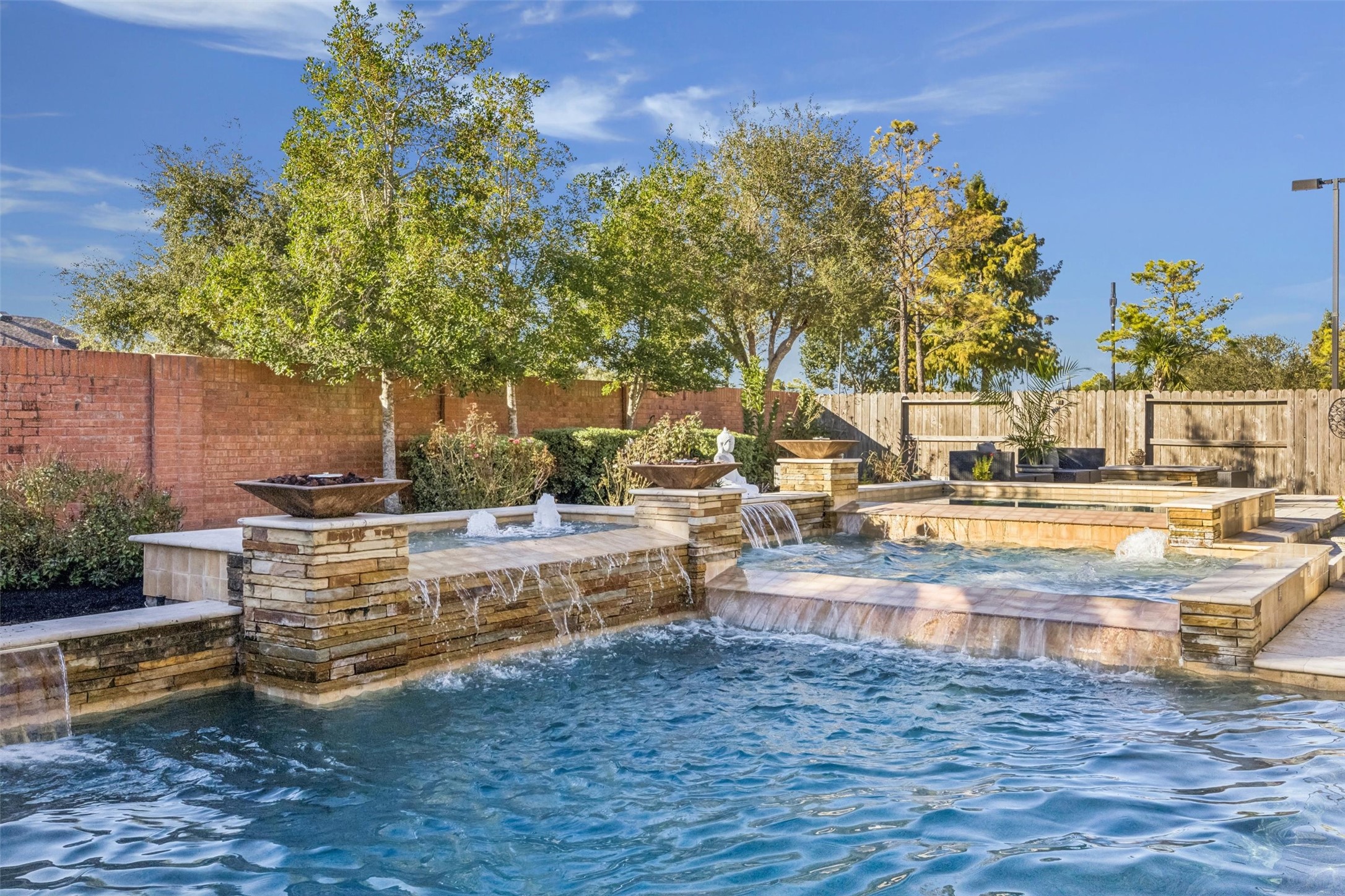 2504 Baywater Canyon Drive Property Photo 39