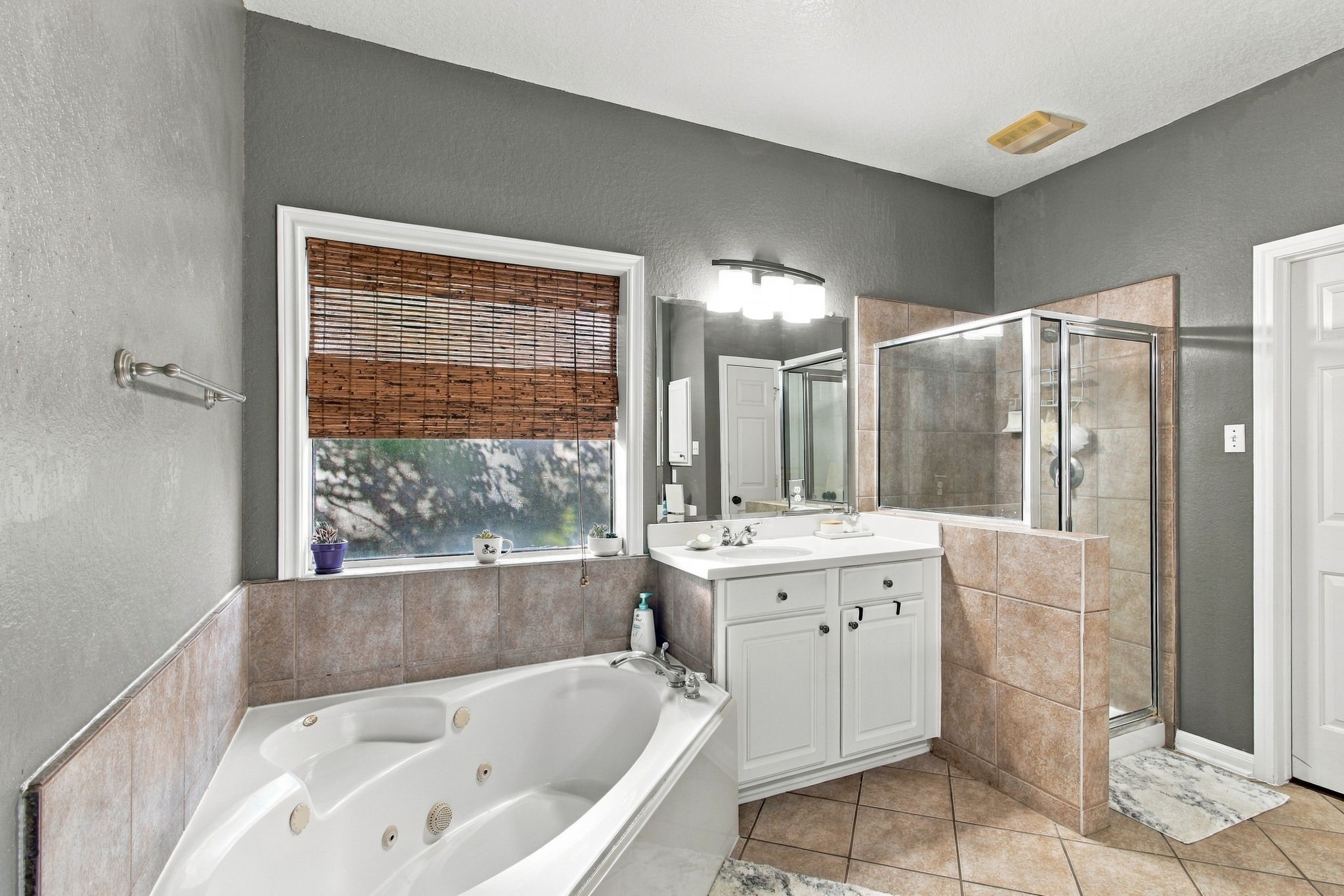 2922 Marble Falls Drive Property Photo 12