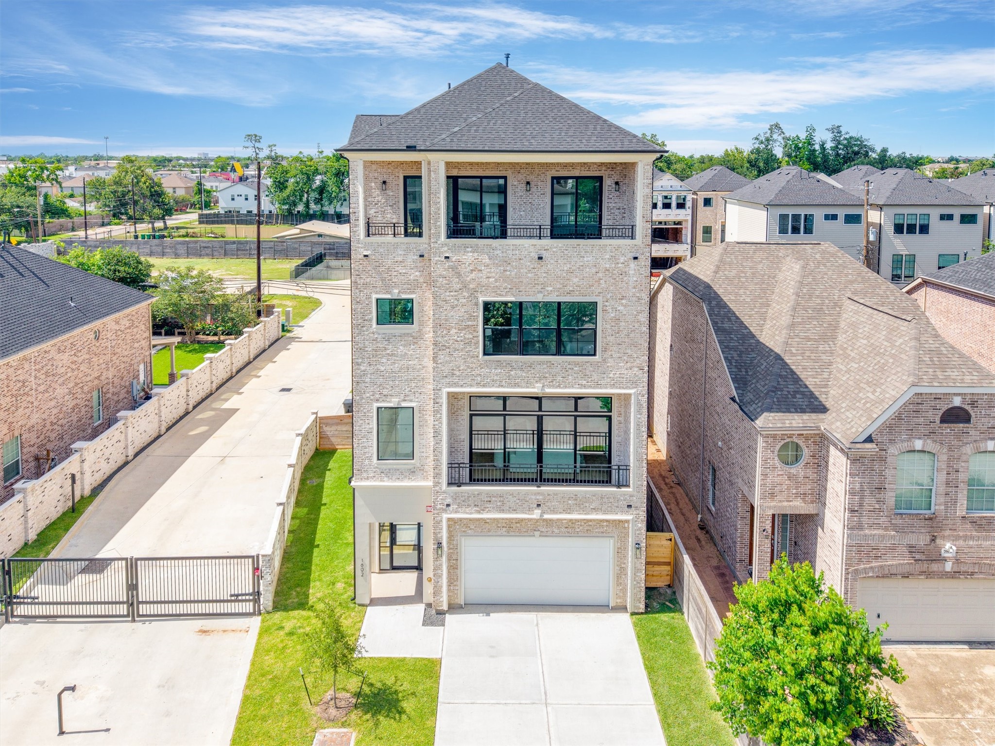 1602 Janak Garden Lane Property Photo 29