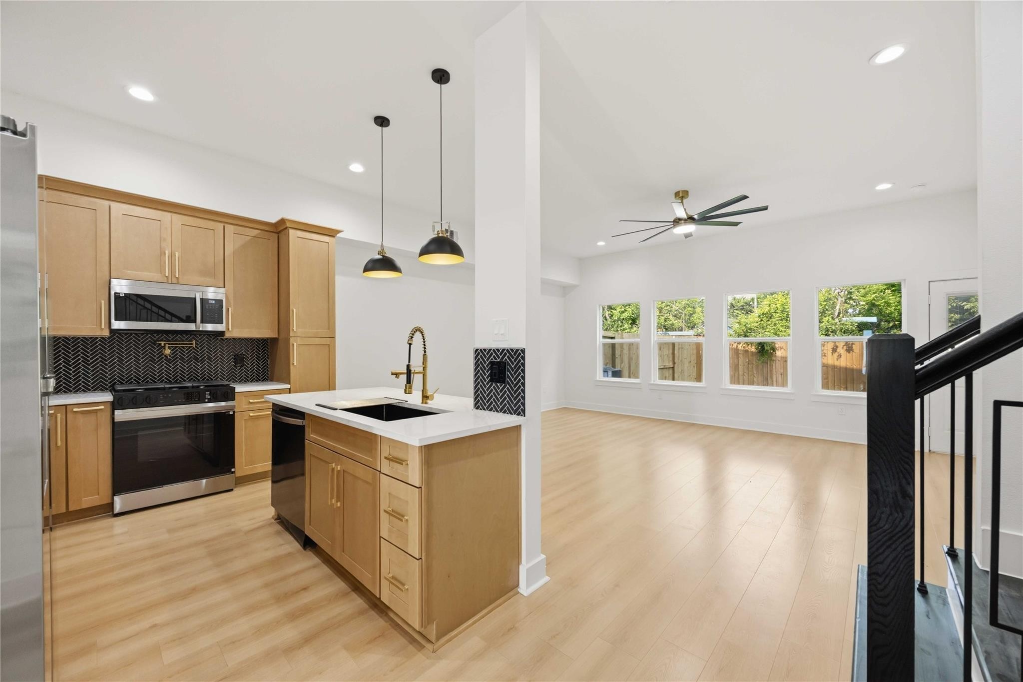 8210 Lawler Street A Property Photo 6