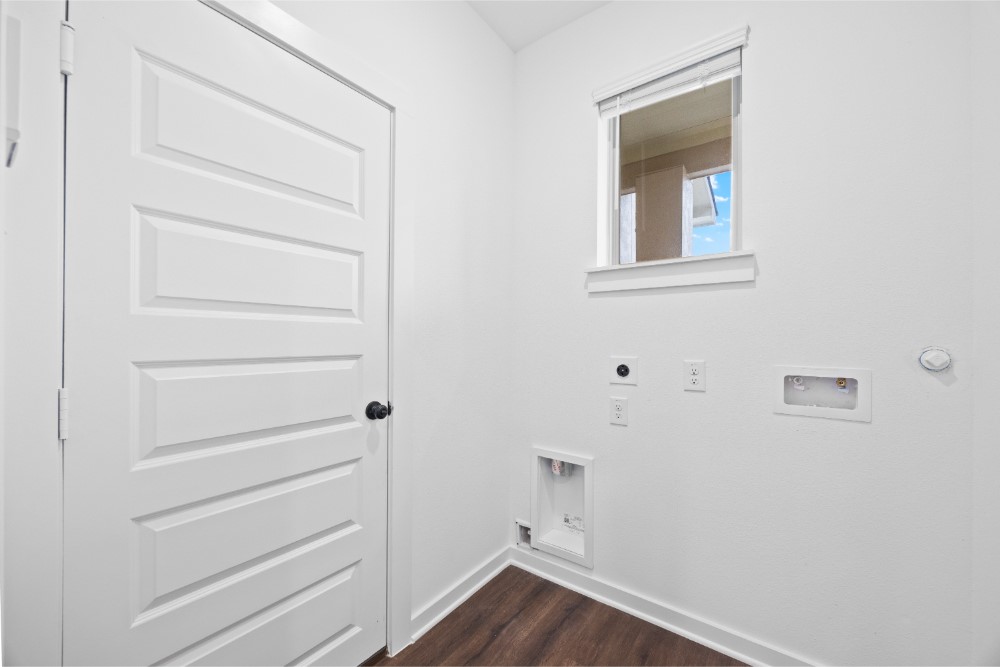 6430 Downey Ln Property Photo 20