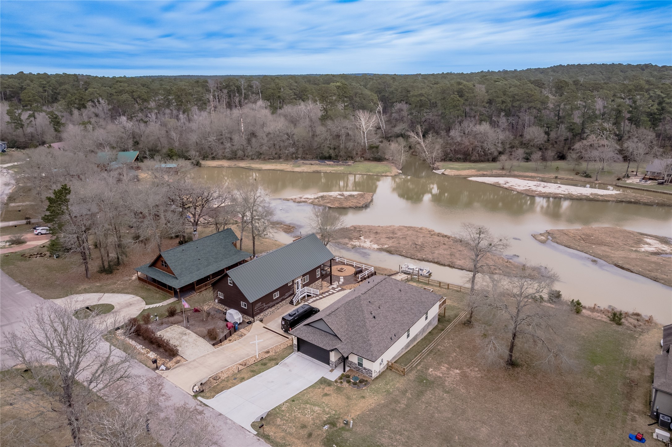 72 Hunters Creek Drive Property Photo 5