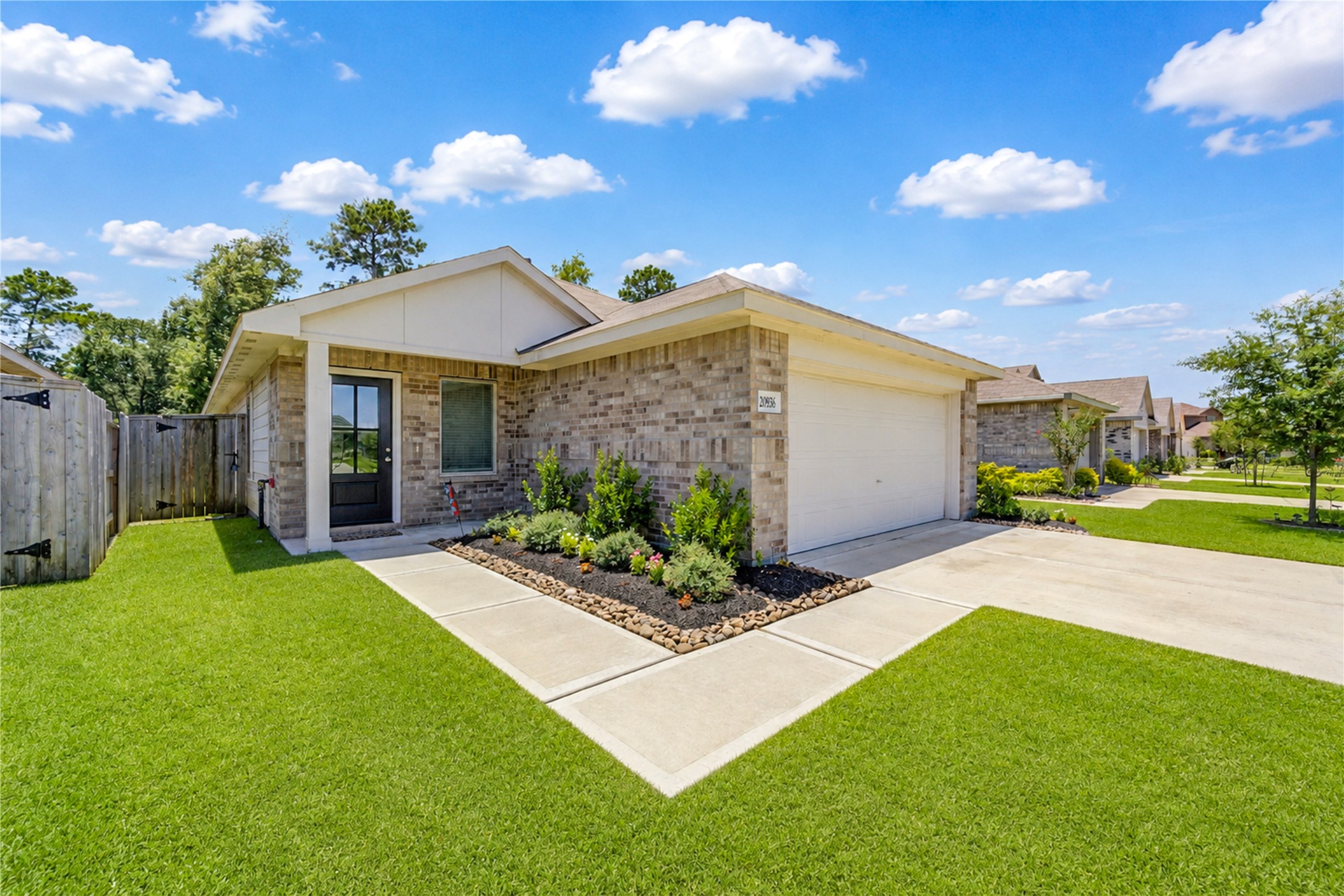 20926 Zuccala Drive Property Photo 1