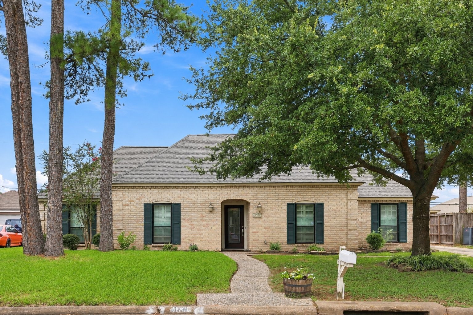 14731 Gladebrook Drive Property Photo 30