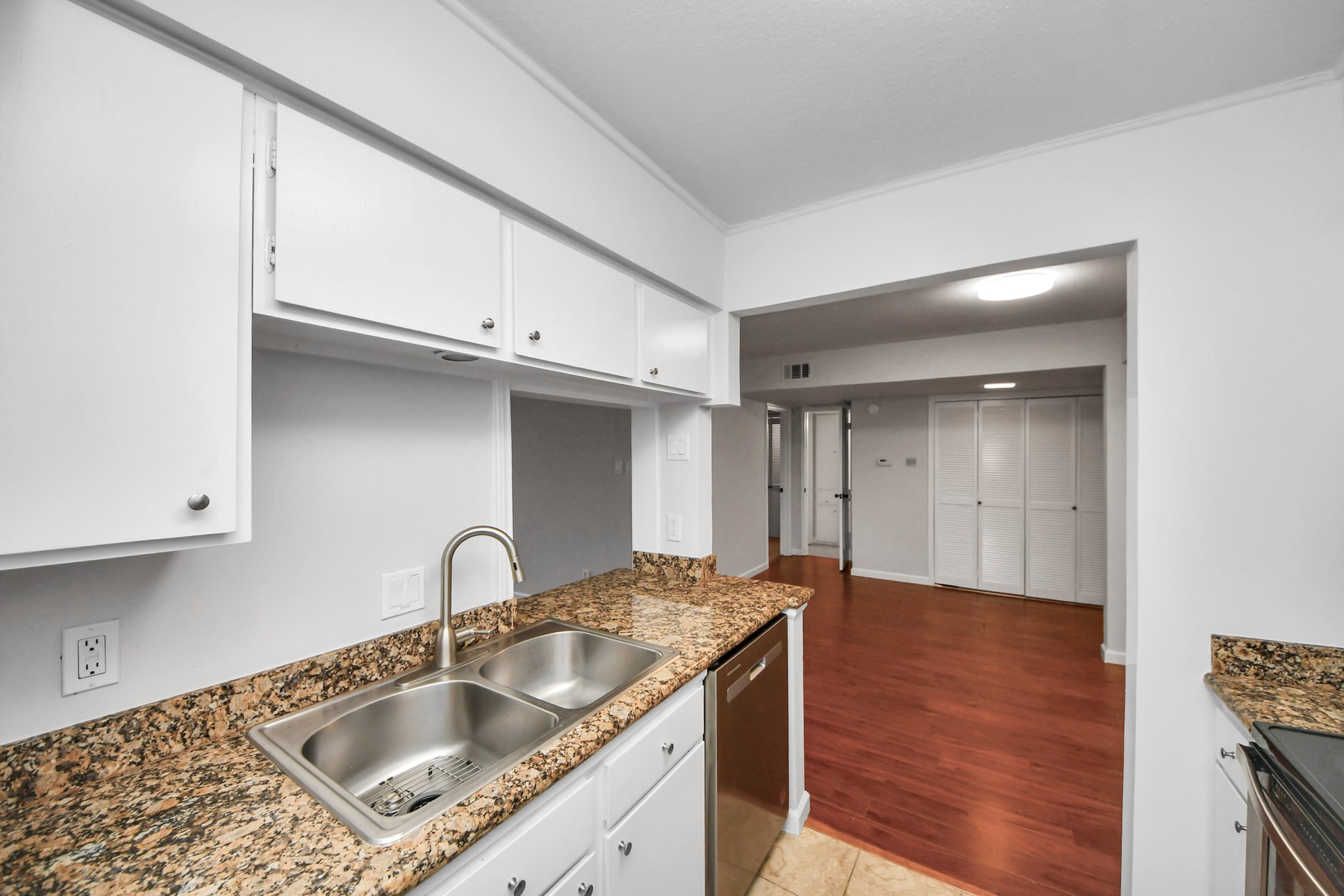 4641 Wild Indigo Street 450 Property Photo 5