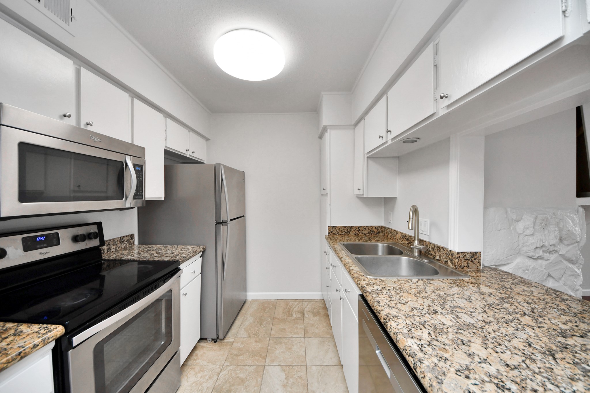 4641 Wild Indigo Street 450 Property Photo 26
