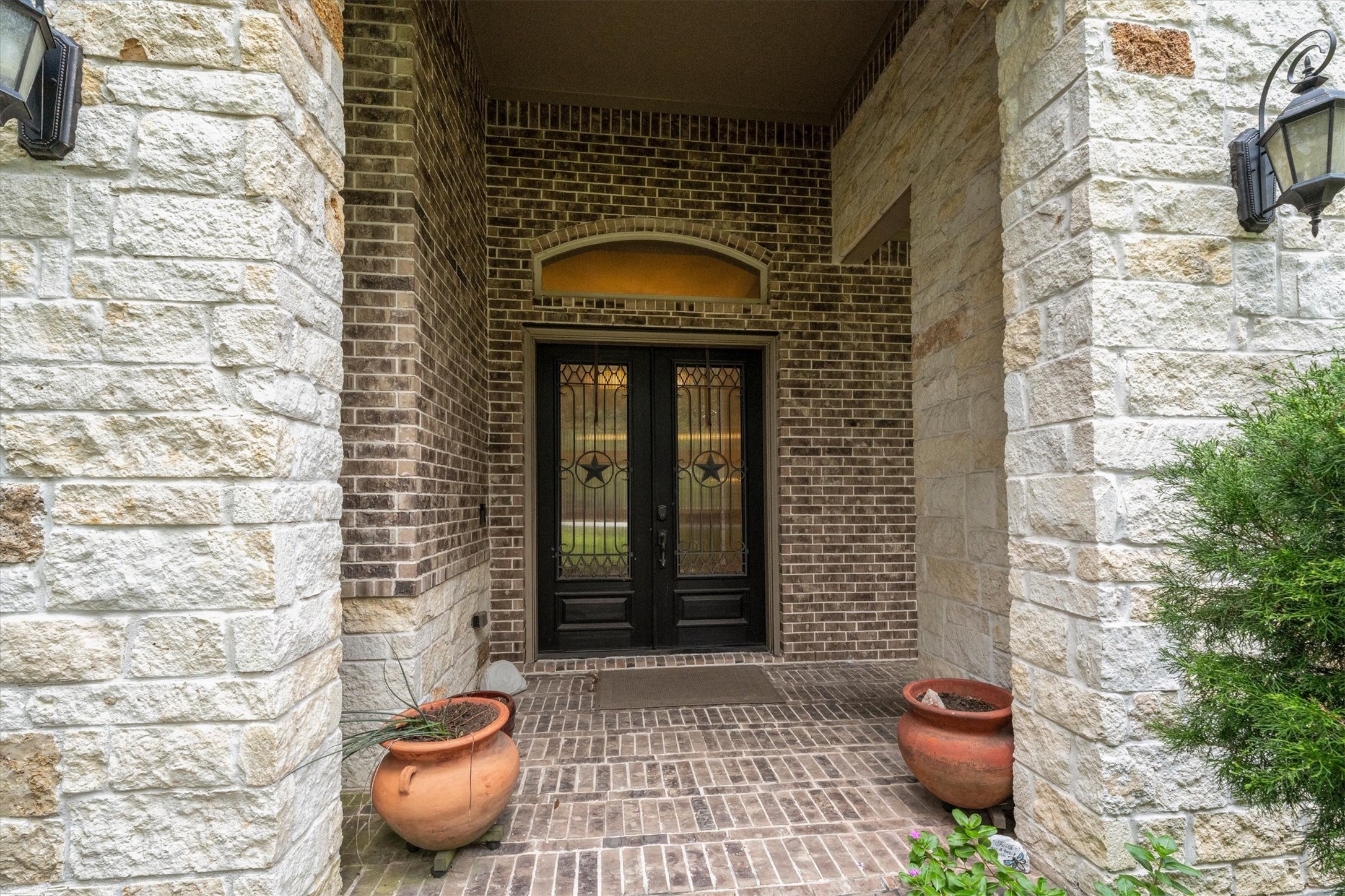 8938 Catamaran Way Property Photo 4