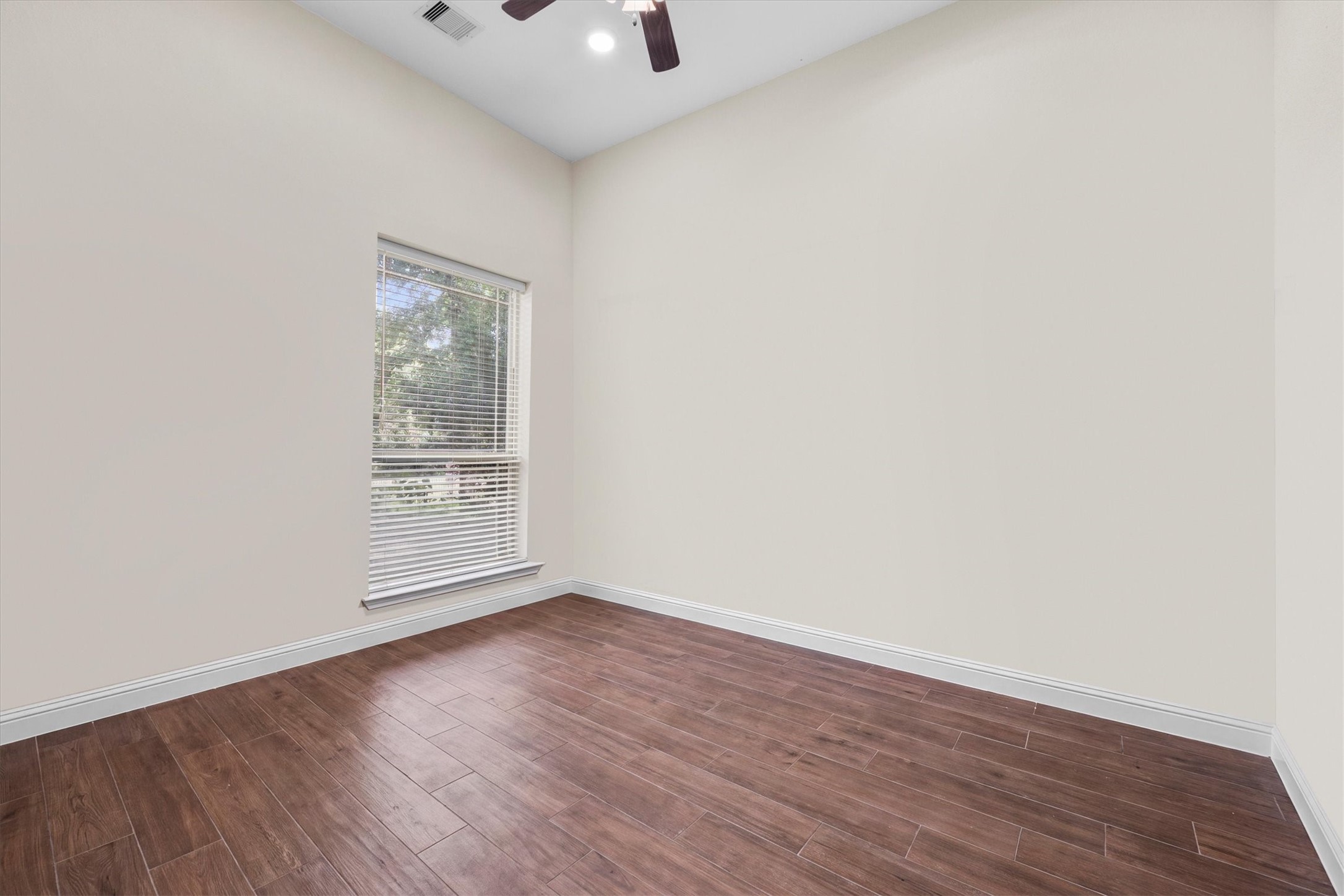 8938 Catamaran Way Property Photo 16
