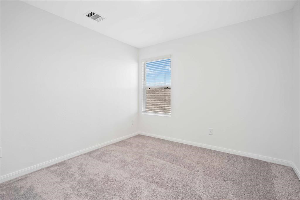 16559 Colleen Place Property Photo 14