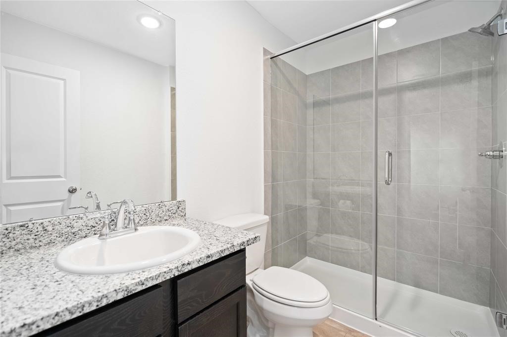 16559 Colleen Place Property Photo 18