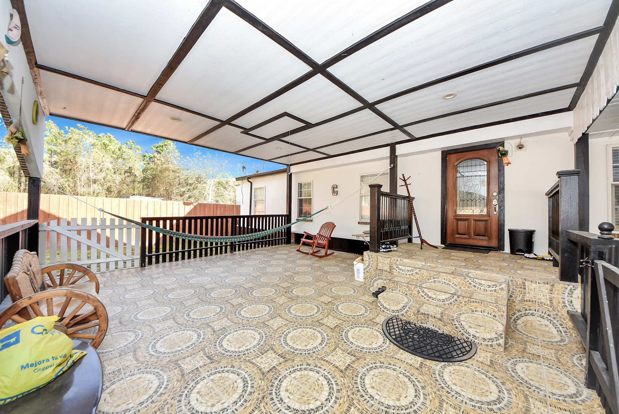 26090 Cornwall Property Photo 16
