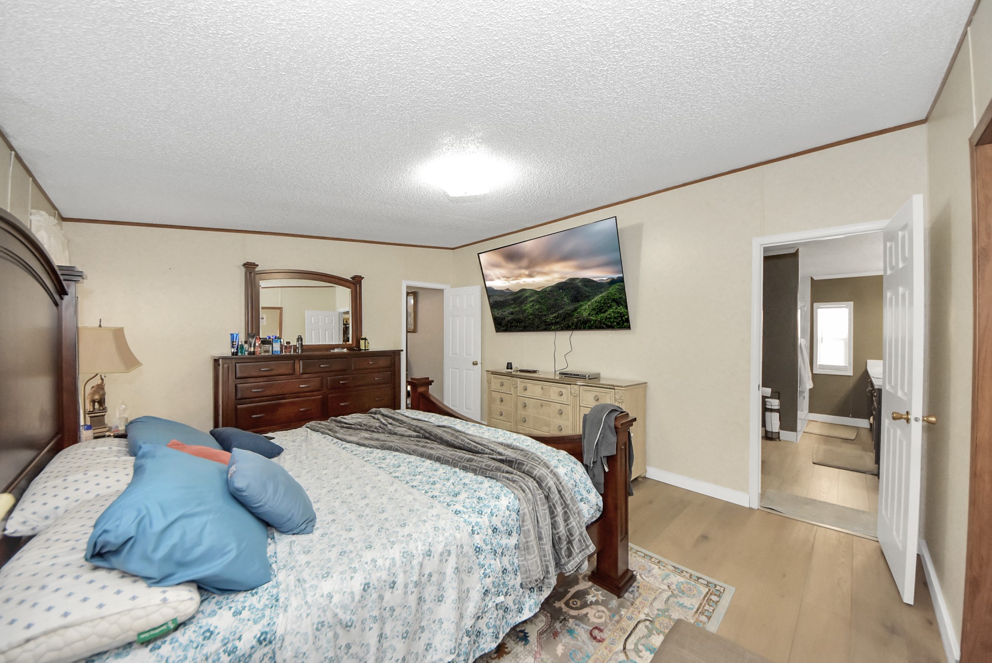 26090 Cornwall Property Photo 39