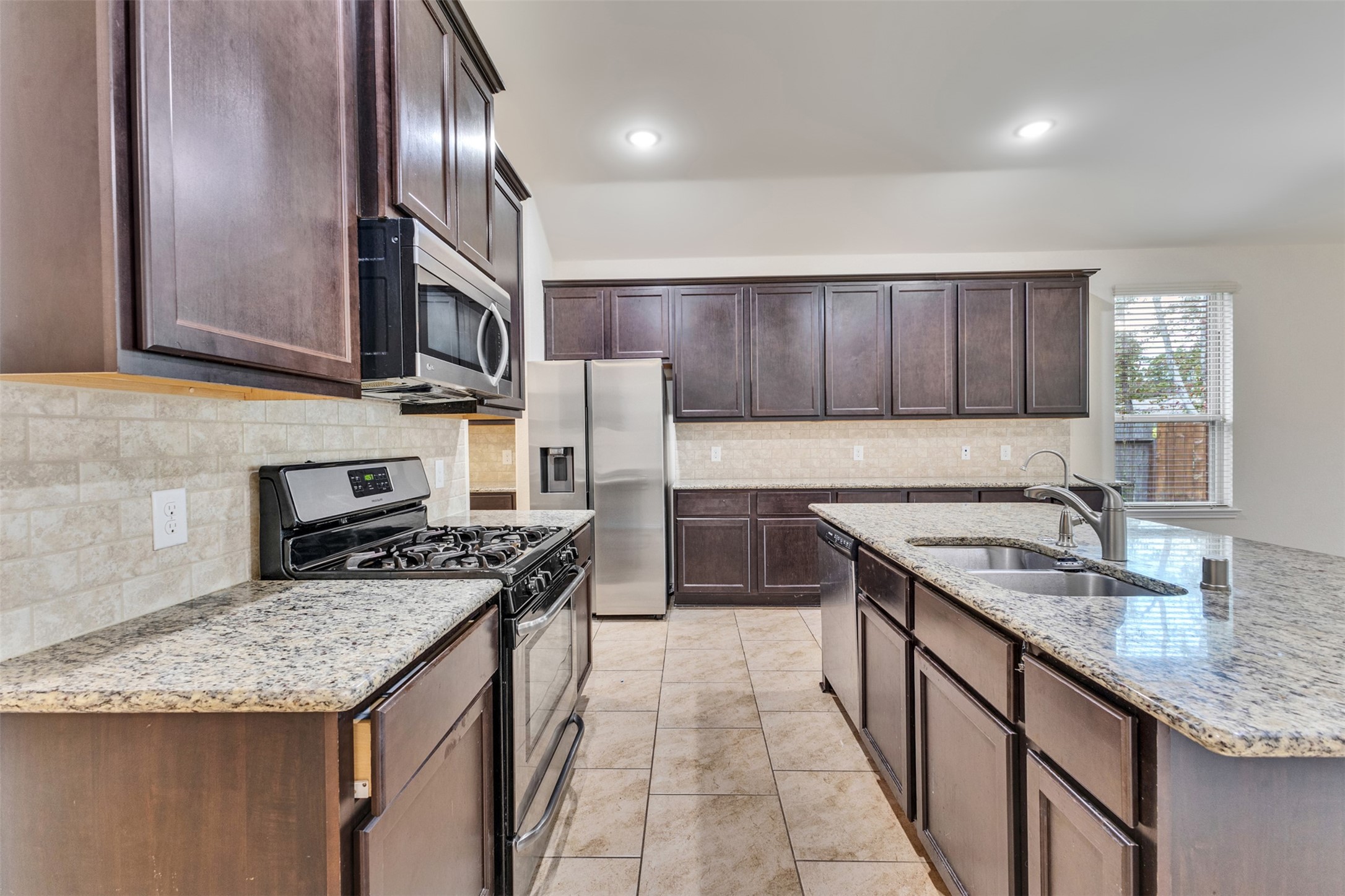 14011 Wolftrap Lane Property Photo 12