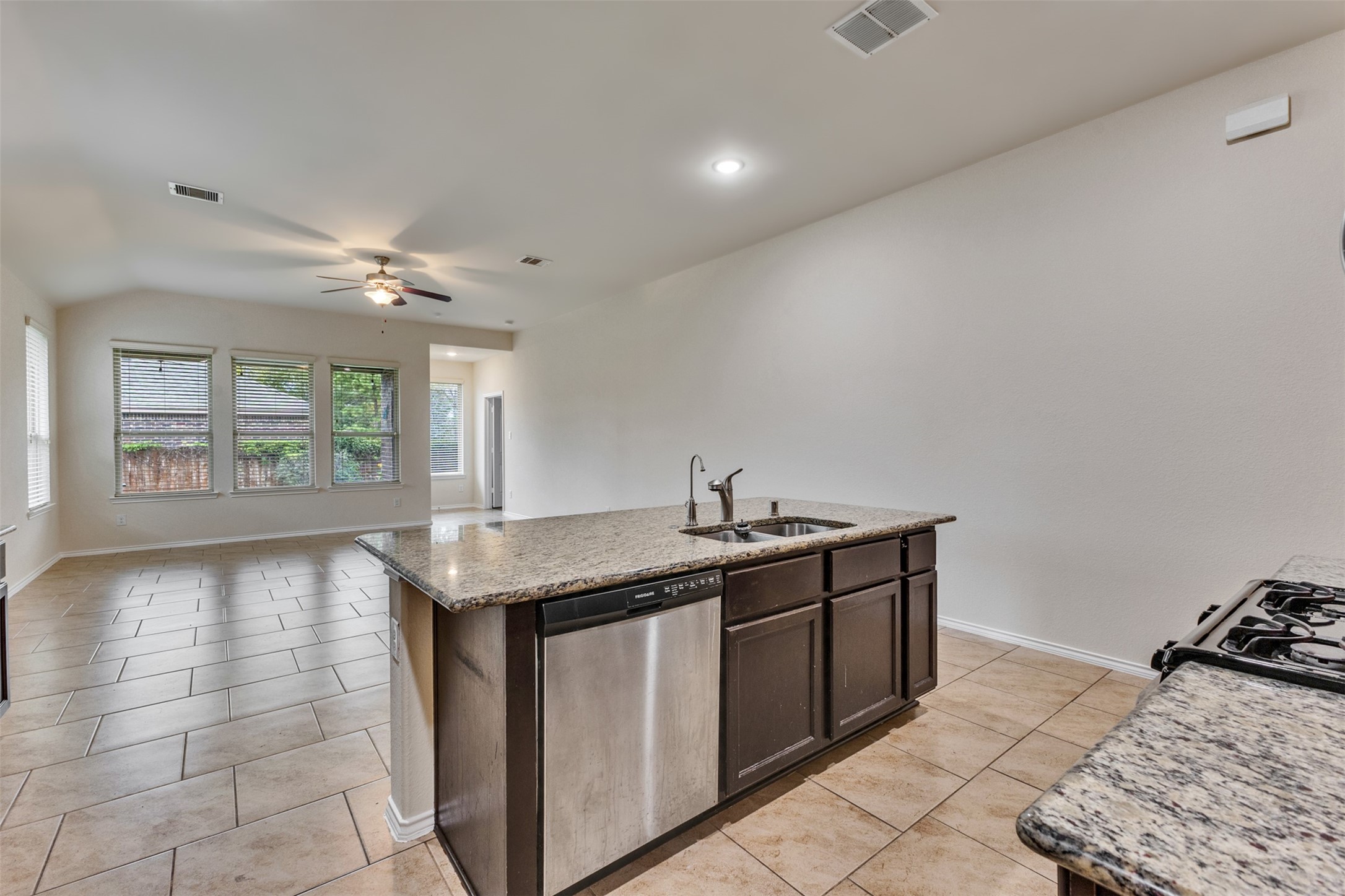 14011 Wolftrap Lane Property Photo 18