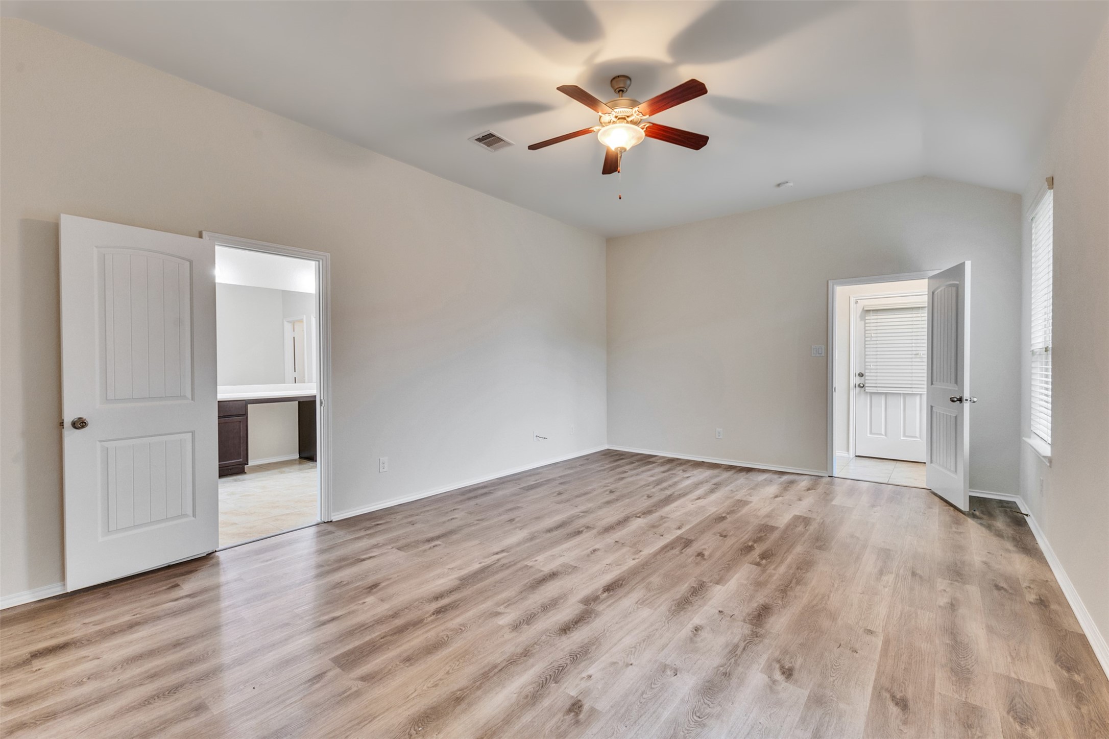 14011 Wolftrap Lane Property Photo 26