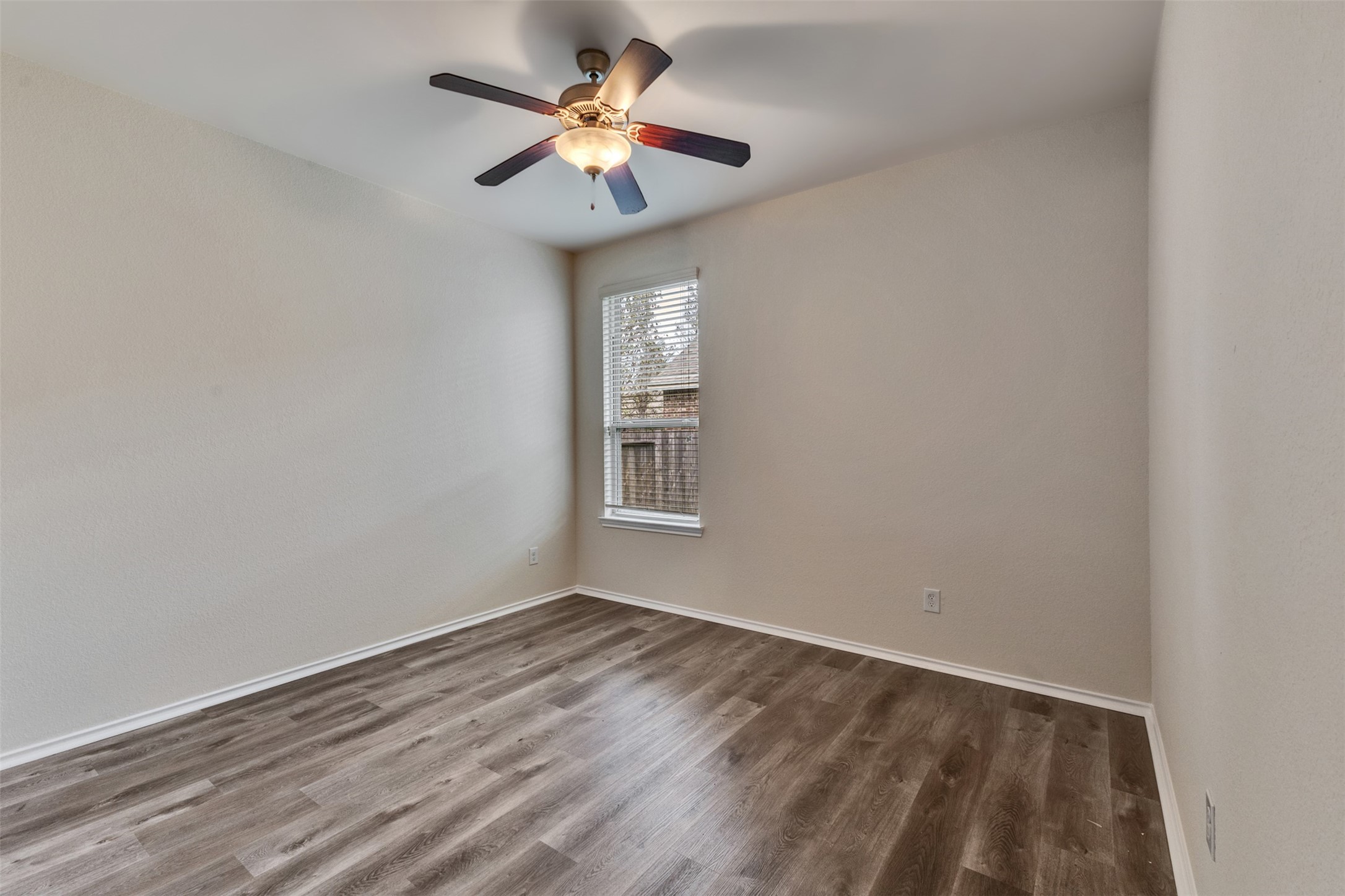 14011 Wolftrap Lane Property Photo 38