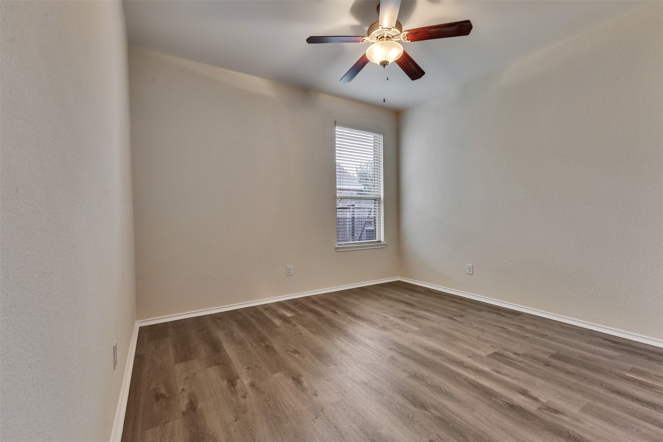 14011 Wolftrap Lane Property Photo 39