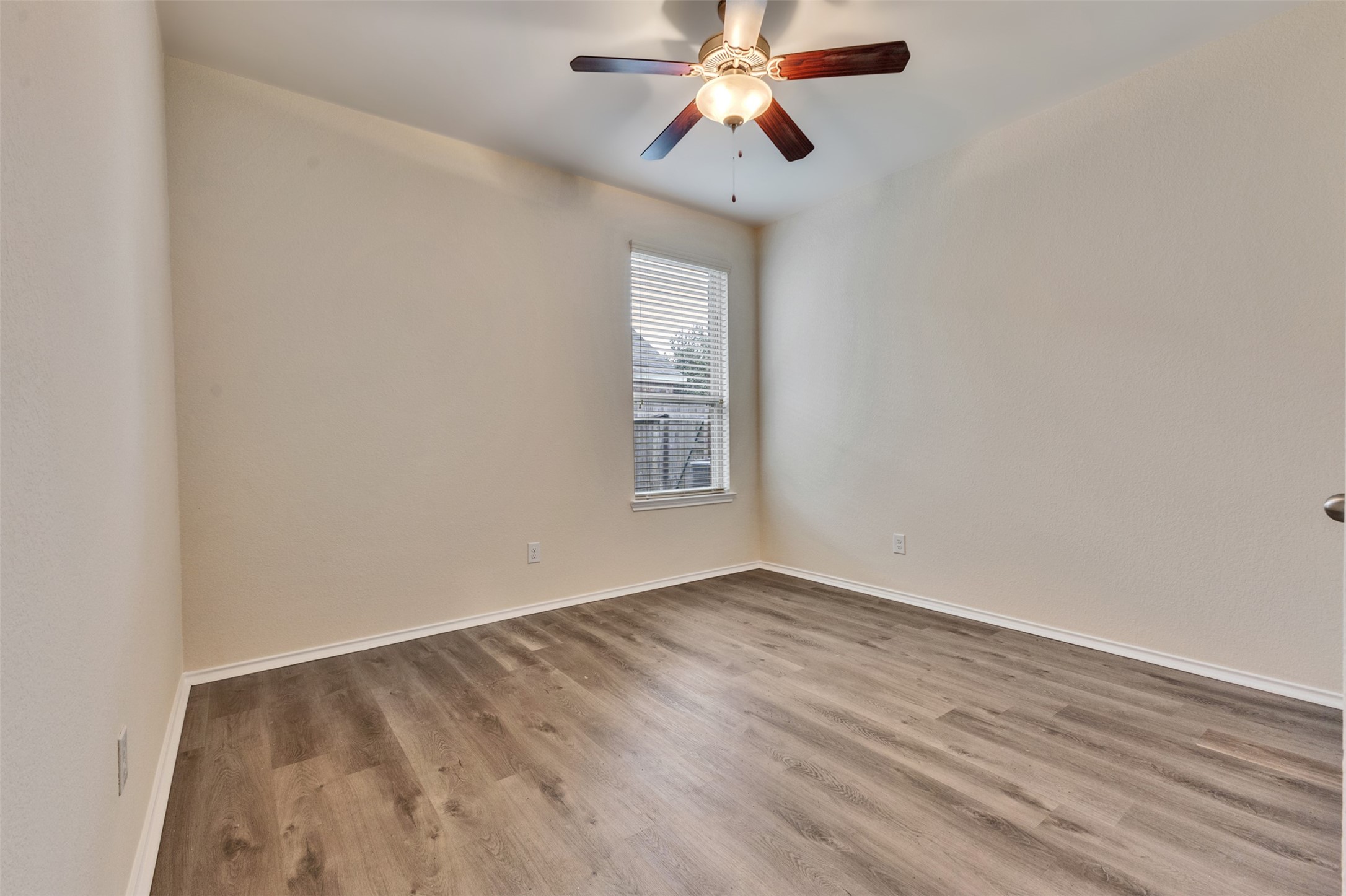 14011 Wolftrap Lane Property Photo 40