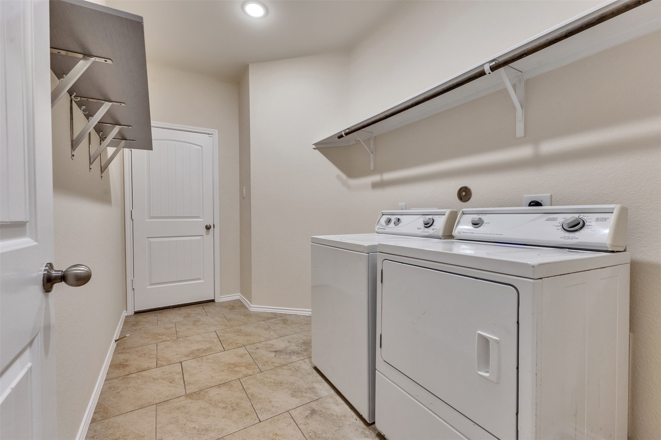14011 Wolftrap Lane Property Photo 42