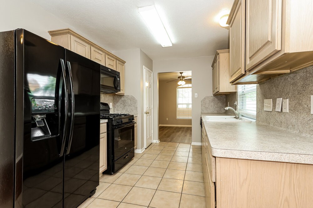 1711 Rock Ridge Drive Property Photo 6