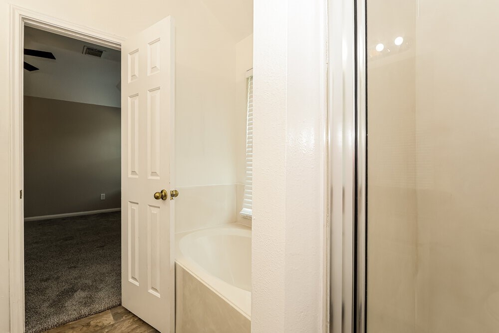 1711 Rock Ridge Drive Property Photo 10