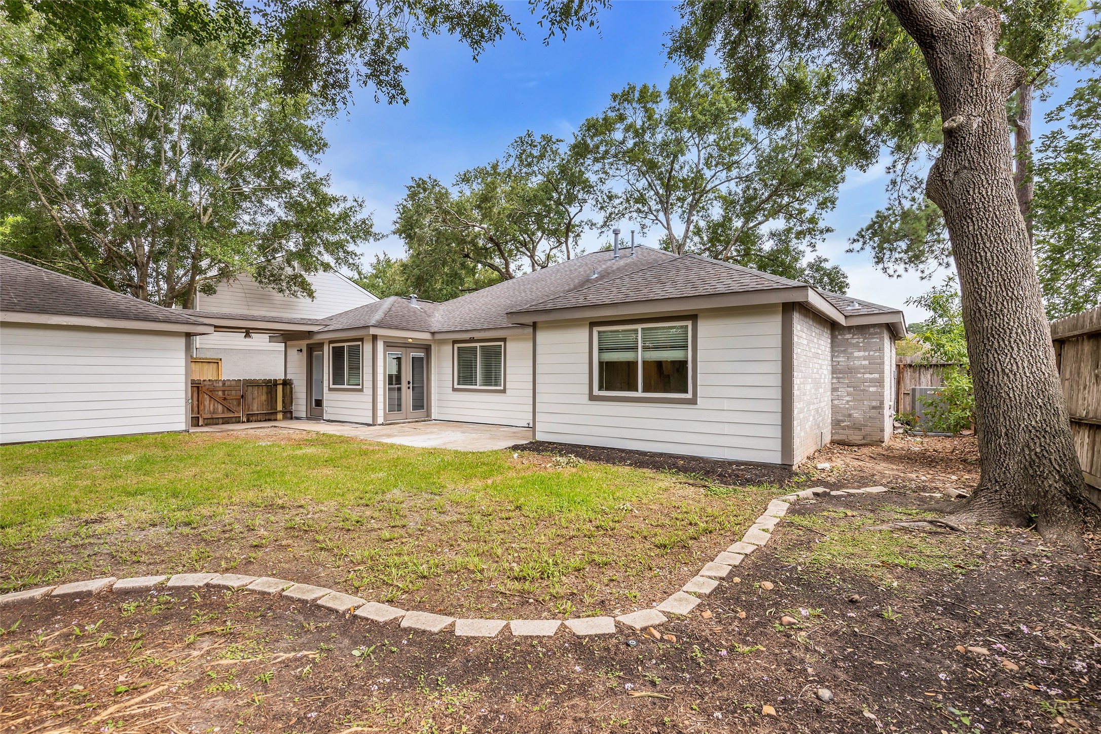 6835 Queensclub Drive Property Photo 21