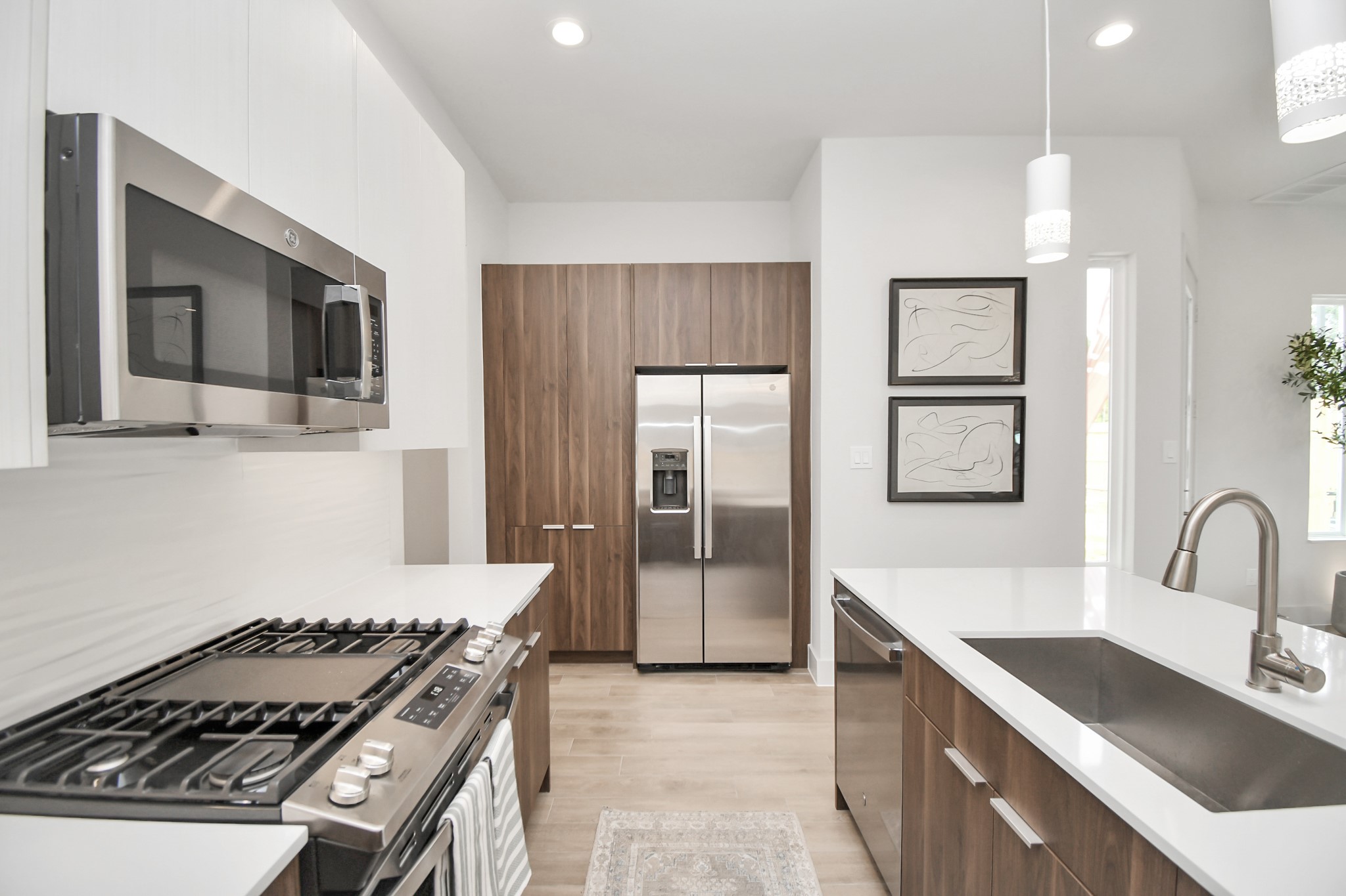 13108 Moncloa Drive Property Photo 4