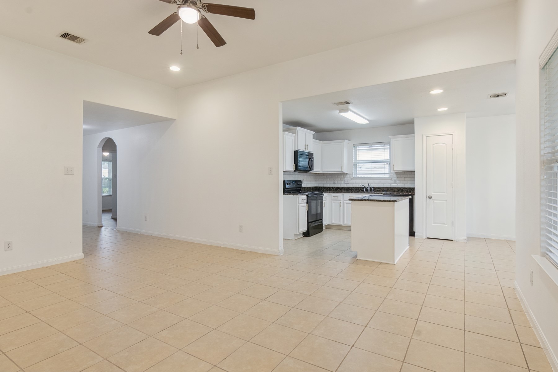 5103 Cottage Creek Lane Property Photo 7