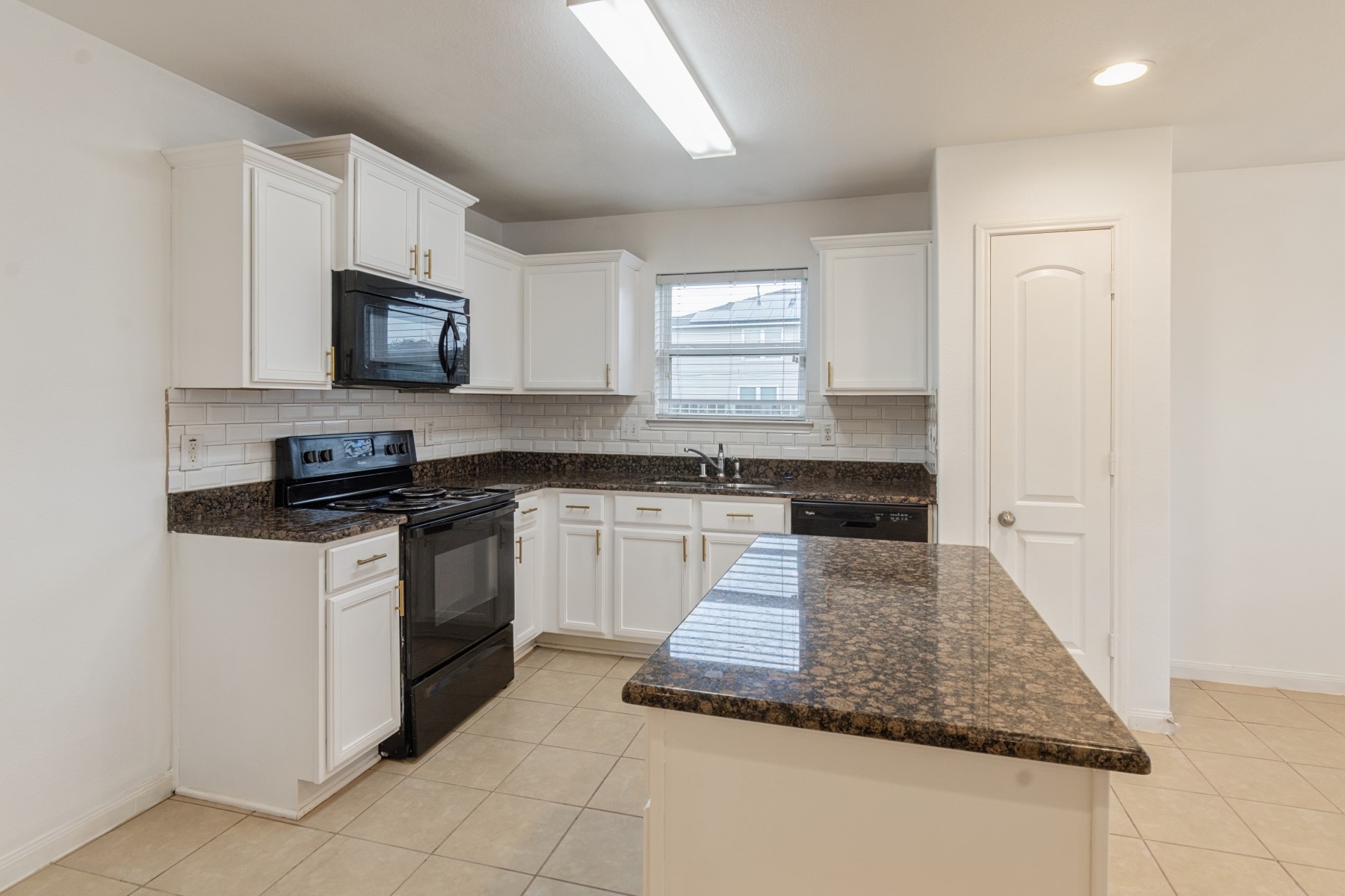 5103 Cottage Creek Lane Property Photo 9