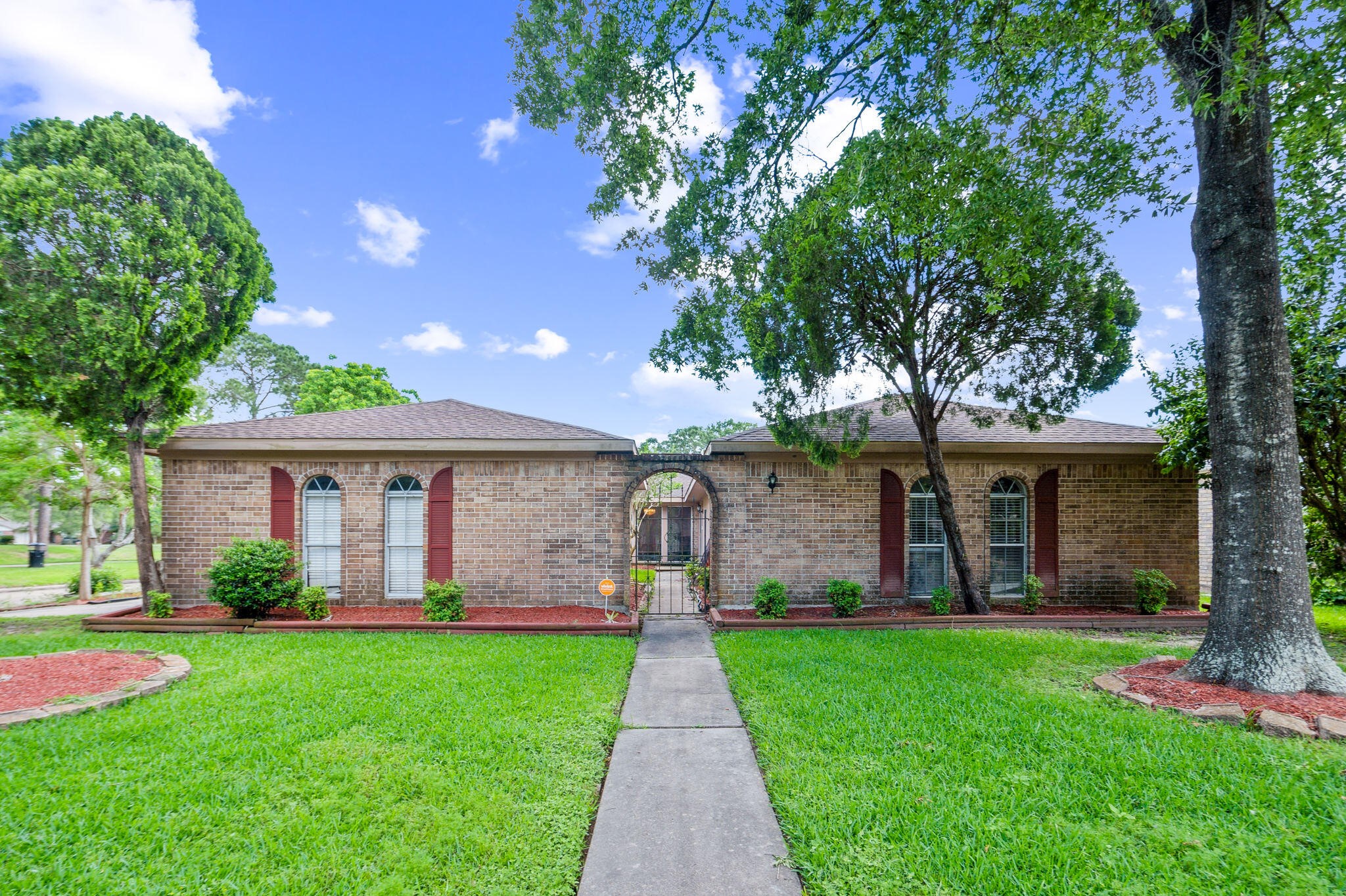 16022 Cavendish Drive Property Photo