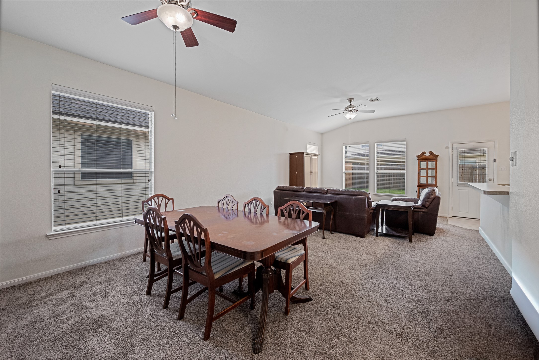 21314 Bella Flora Court Property Photo 6