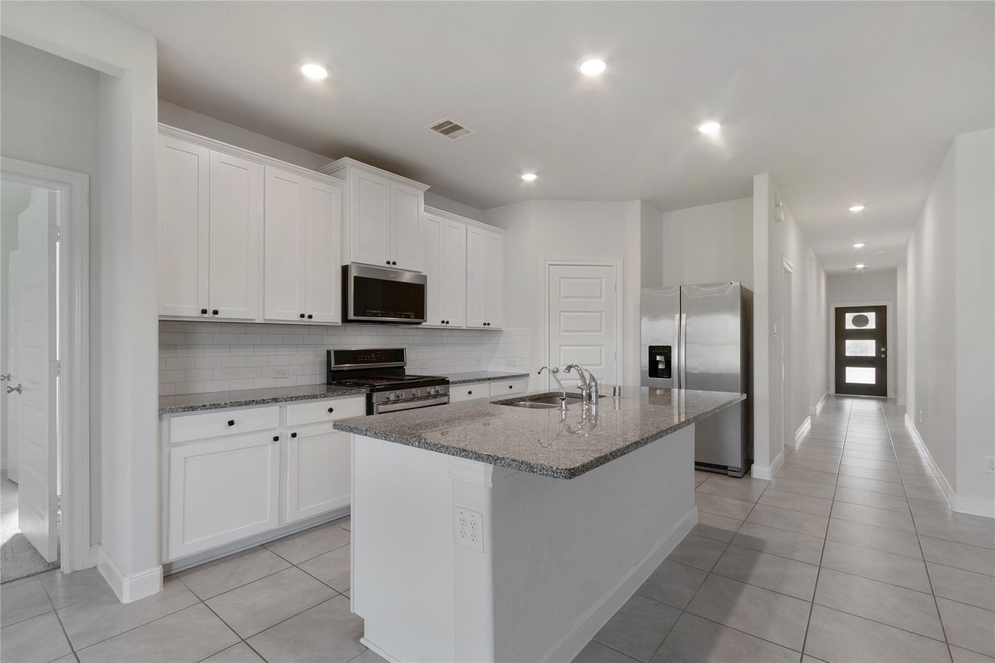 11406 Cypress Elm Court Property Photo 3