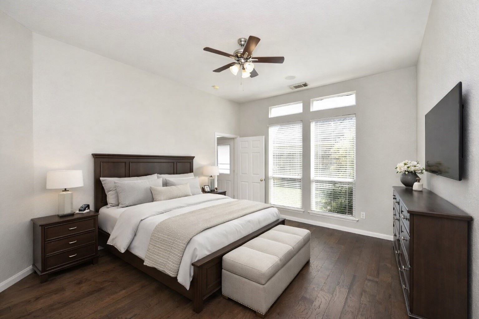 8814 Silent Willow Lane Property Photo 19