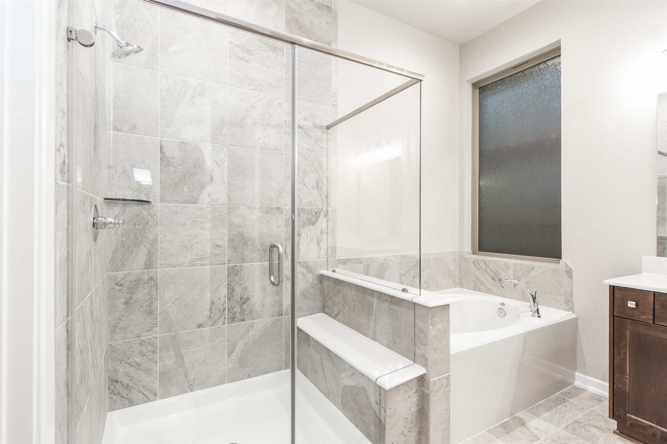 8706 Fox Trail Drive Property Photo 14