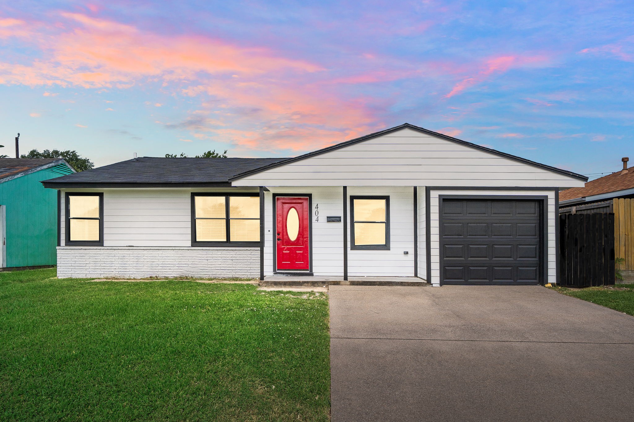404 Glenmore Drive Property Photo 1