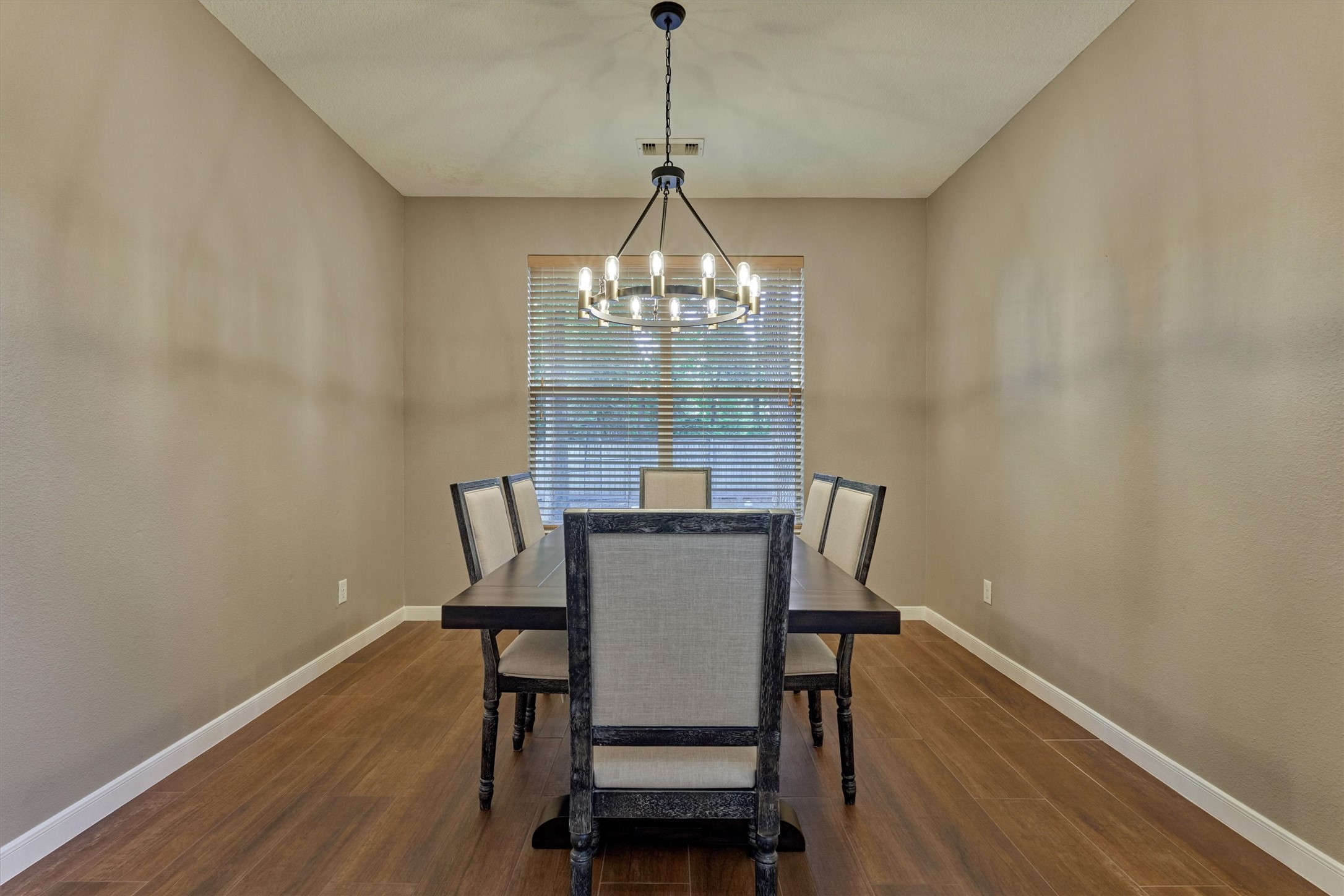 93 N Apple Springs Circle Property Photo 8