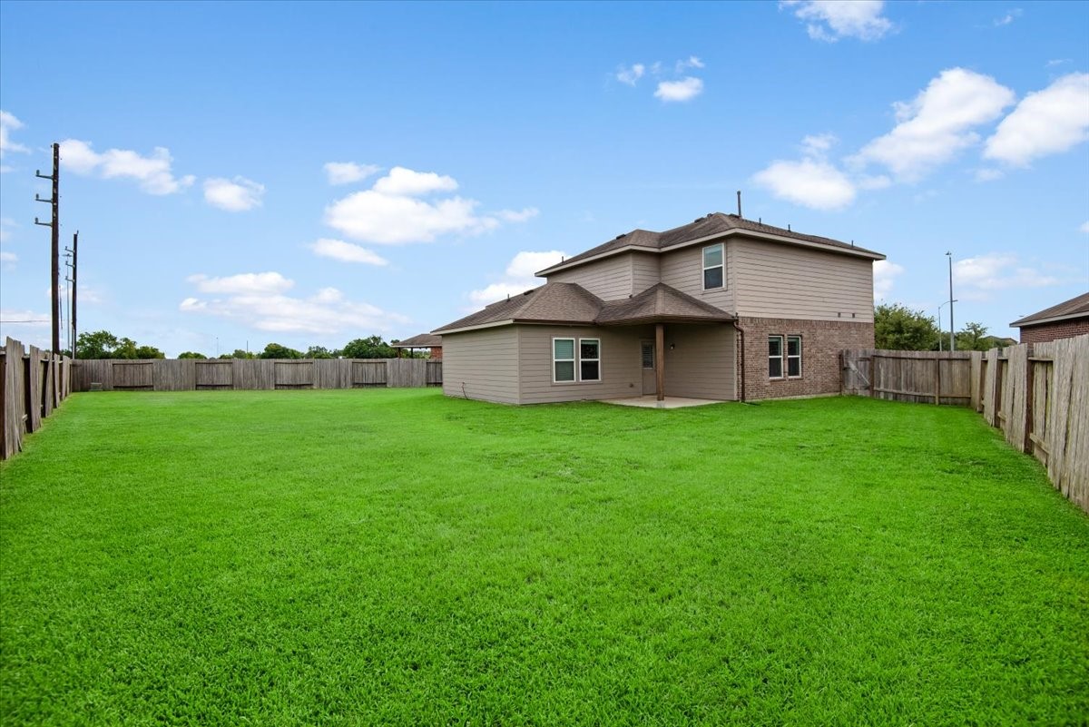 16355 Neff Park Drive Property Photo 2