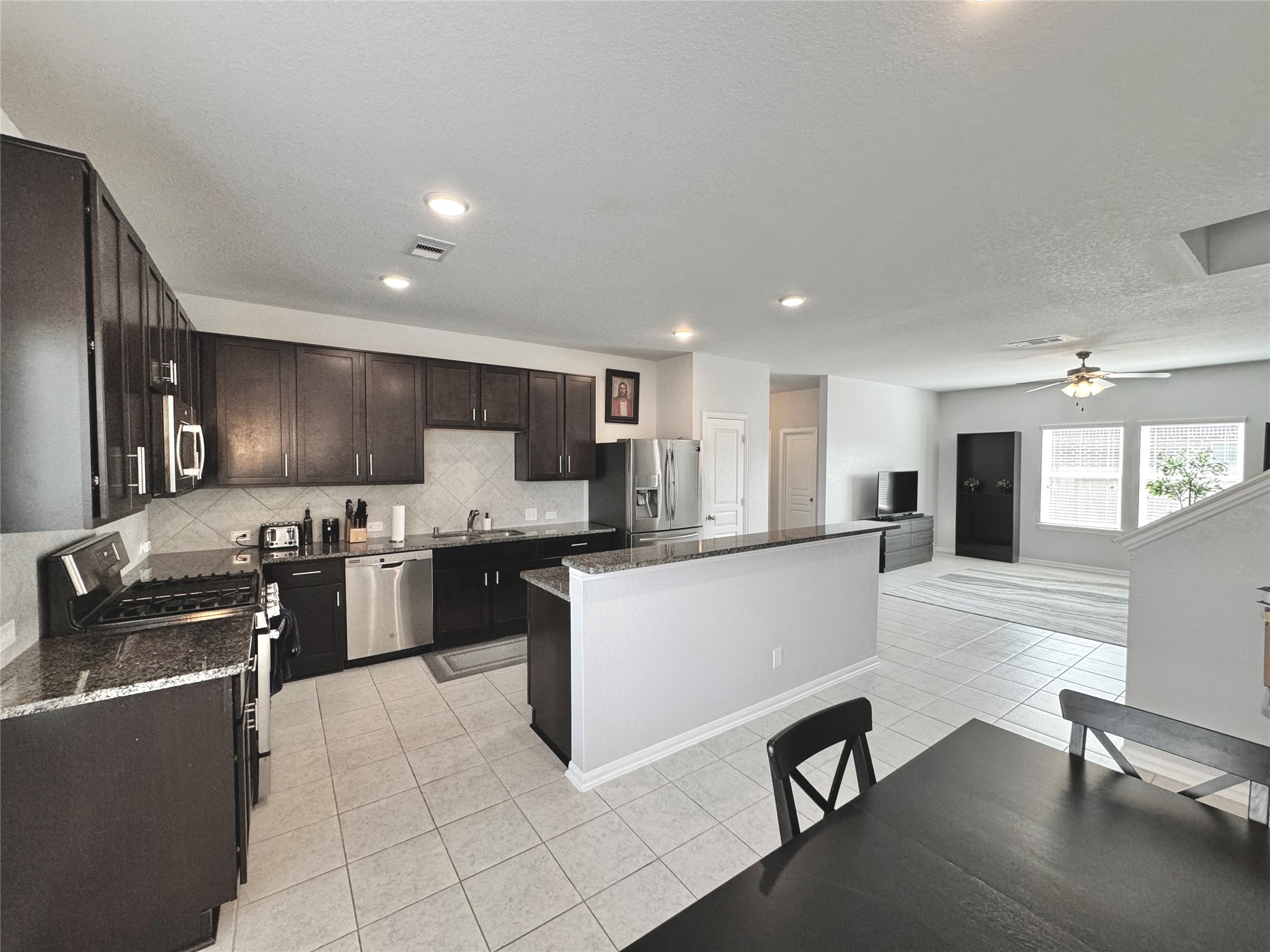 16355 Neff Park Drive Property Photo 4