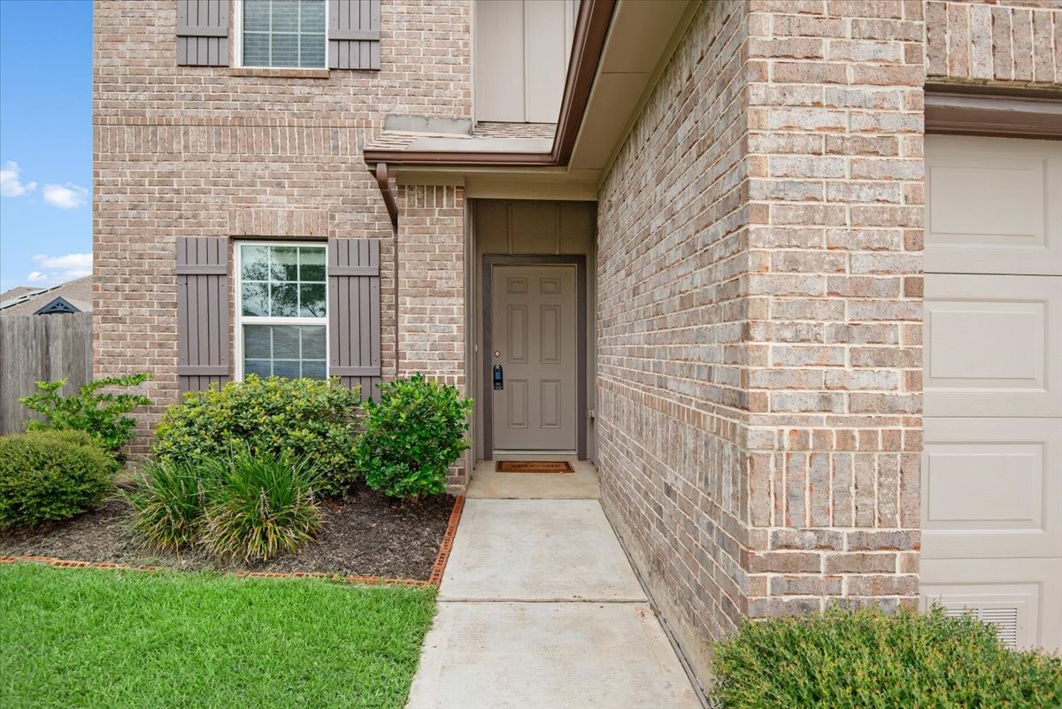 16355 Neff Park Drive Property Photo 6