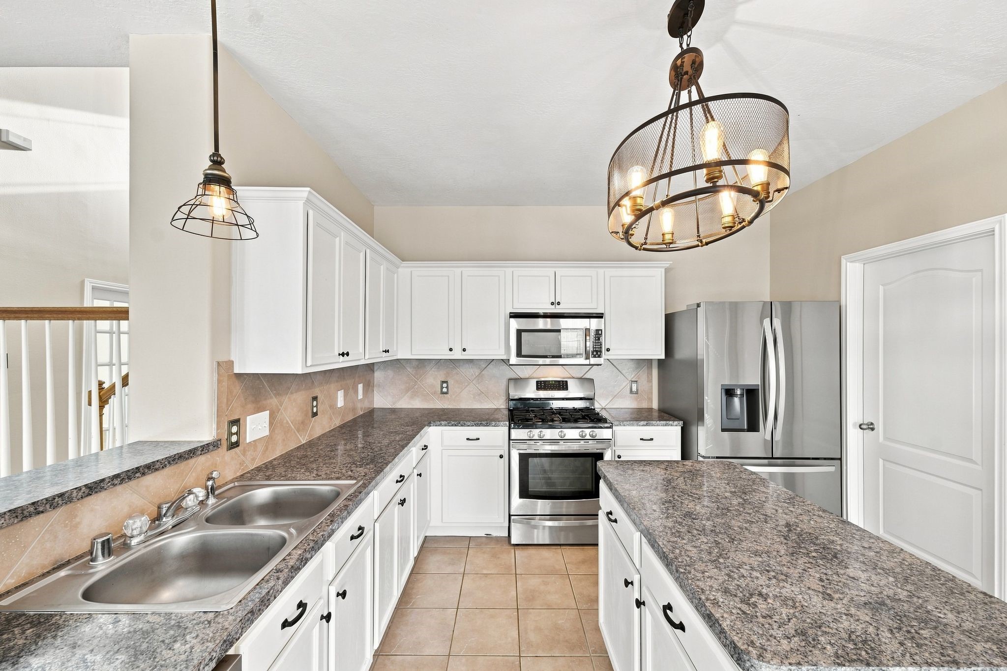 18810 Lantern Cove Lane Property Photo 14