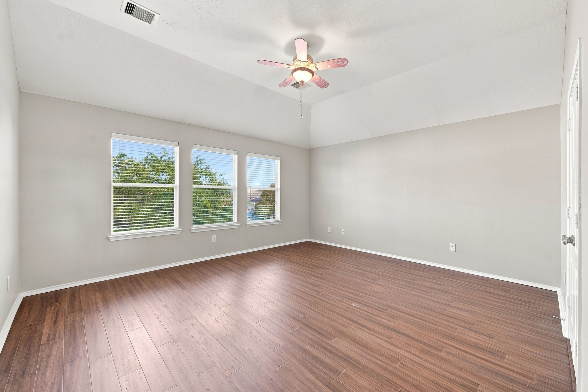 18810 Lantern Cove Lane Property Photo 23