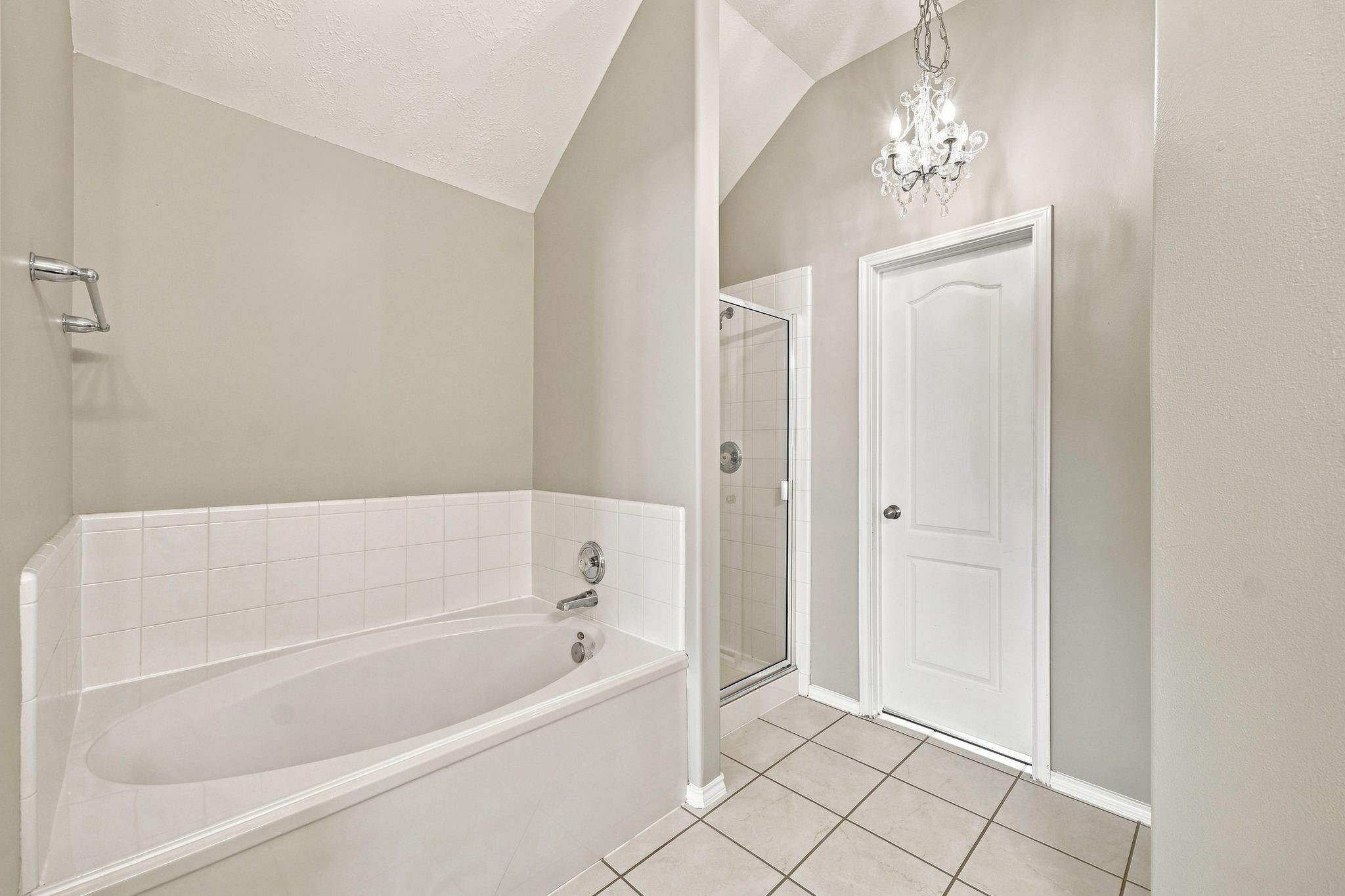 18810 Lantern Cove Lane Property Photo 28