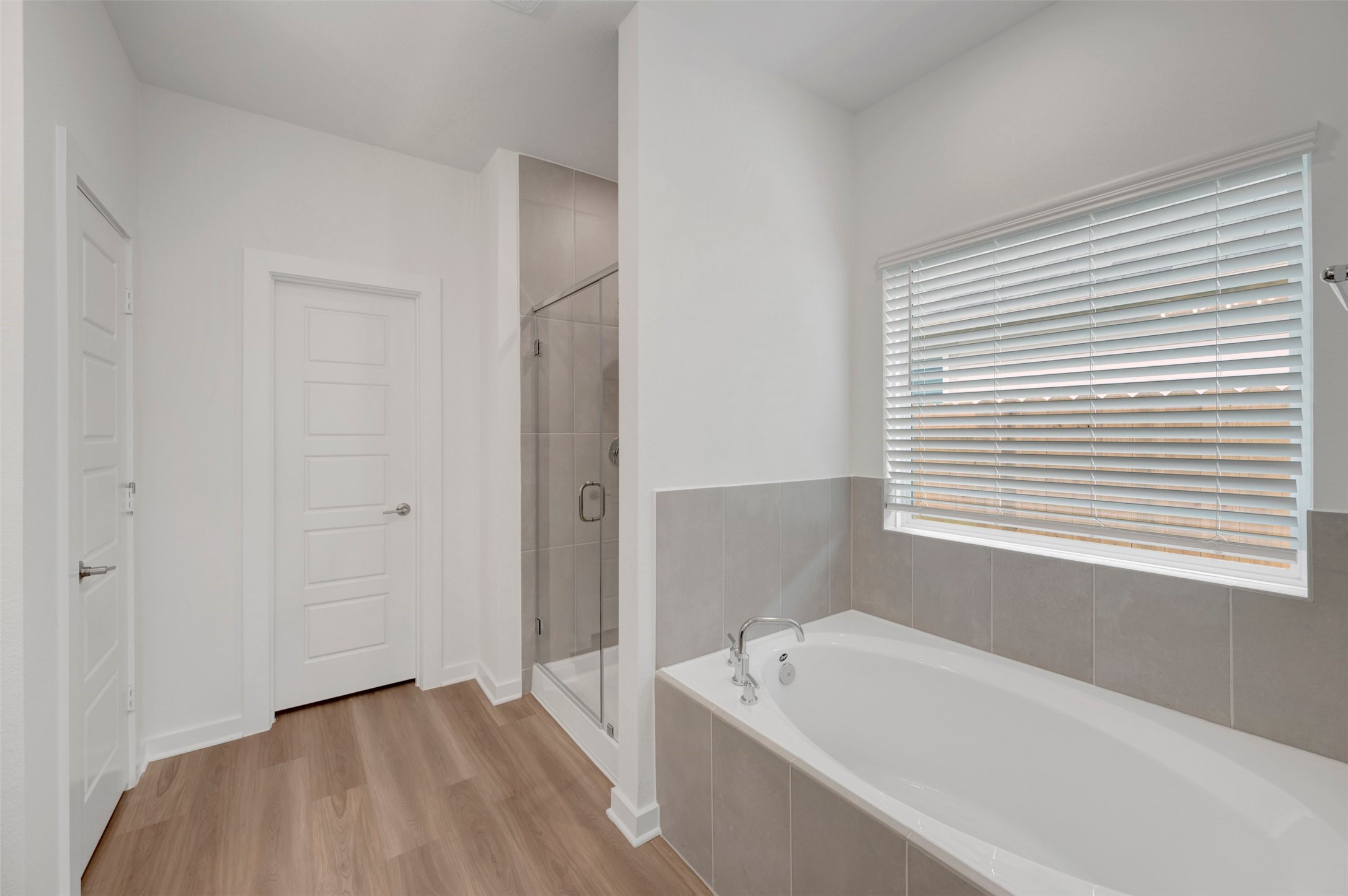 16815 Zavala Way Property Photo 5