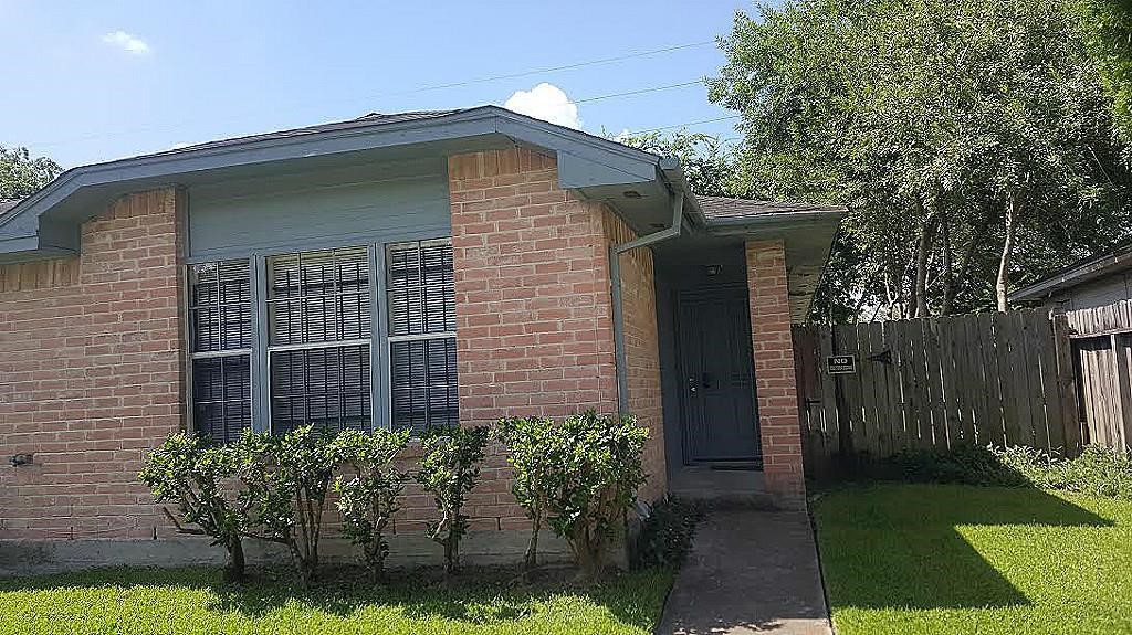 6717 Greenyard Drive Property Photo 1